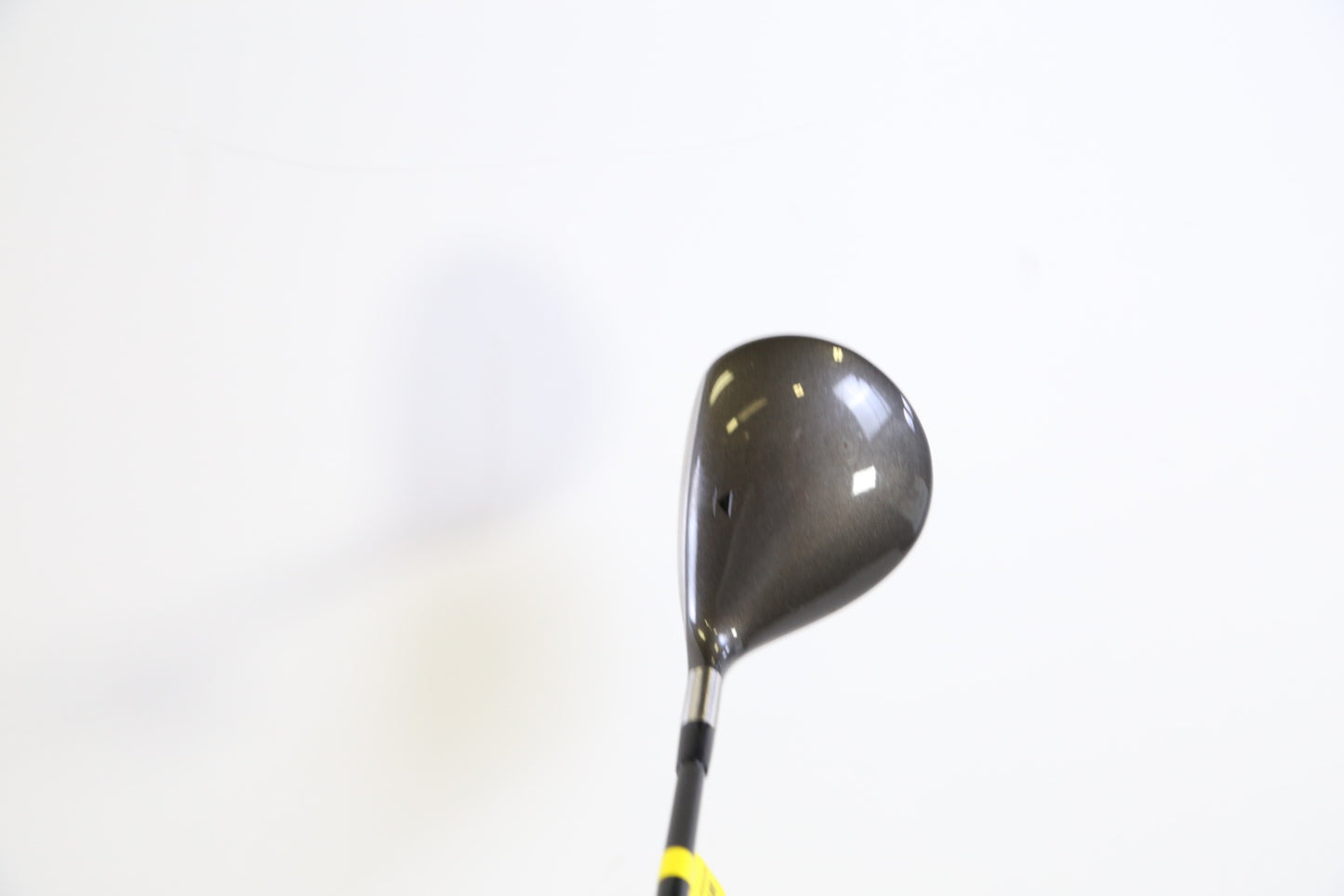 Used Titleist 975D Driver - Right-Handed - 8.5 Degrees - Stiff Flex