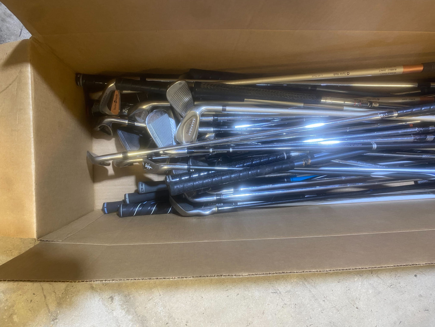 Wholesale Lot of 50 Assorted Single Irons. TaylorMade, Hogan, Top Flite-Next Round
