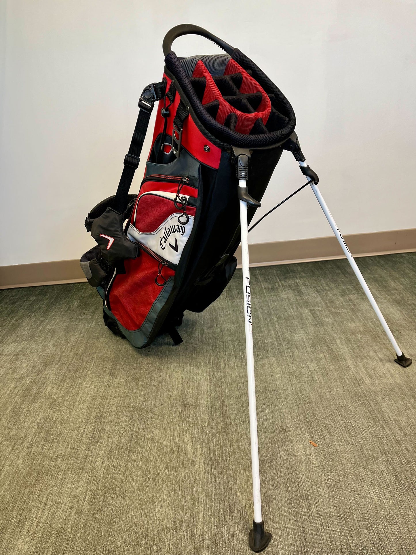 Callaway Fusion 14 Springfield G&CC Stand Bag 14 Dividers/6 Pockets with Strap-Next Round