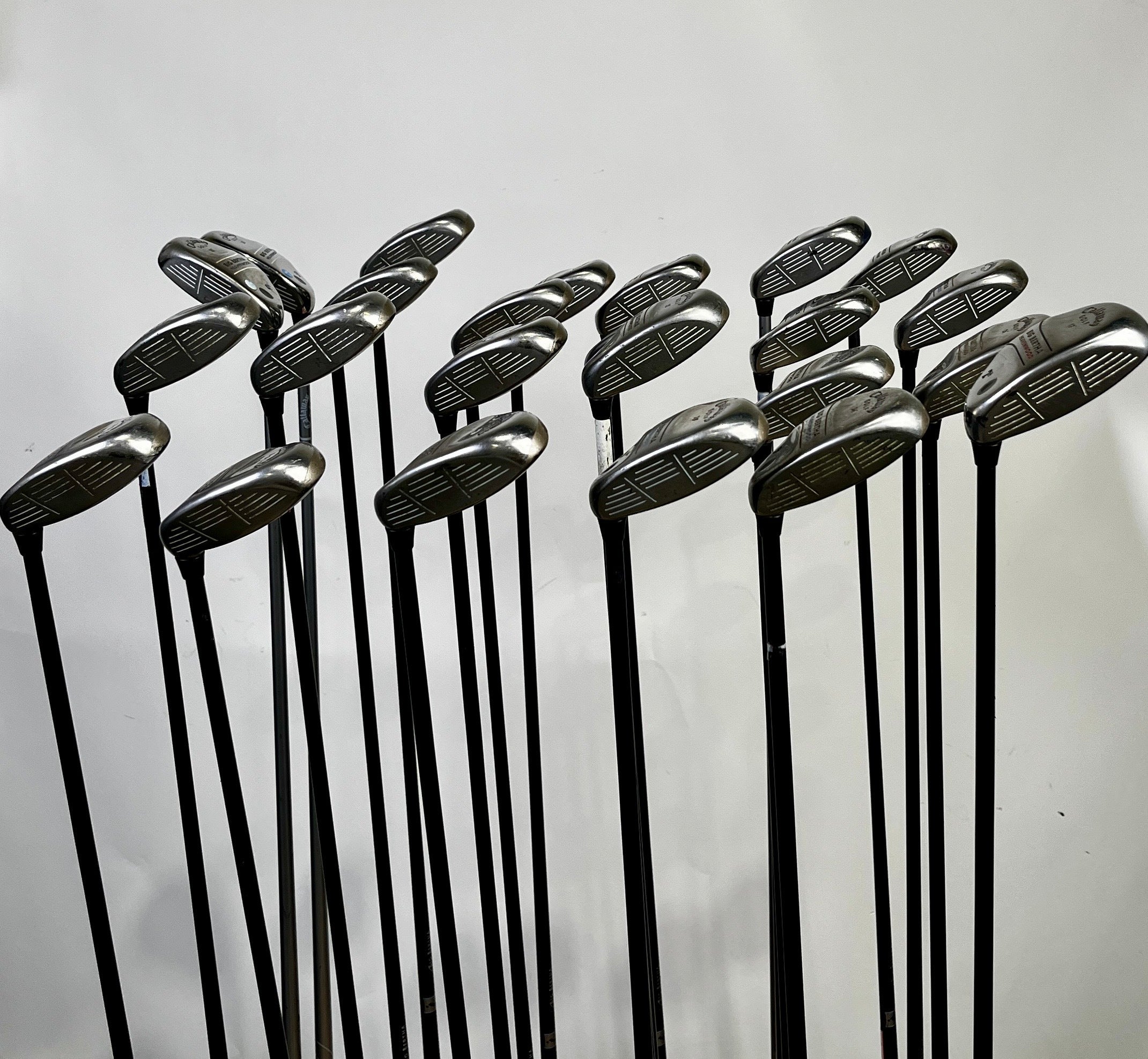Wholesale Lot of 30 Callaway Women's Heaven wood Hybrids-Next Round