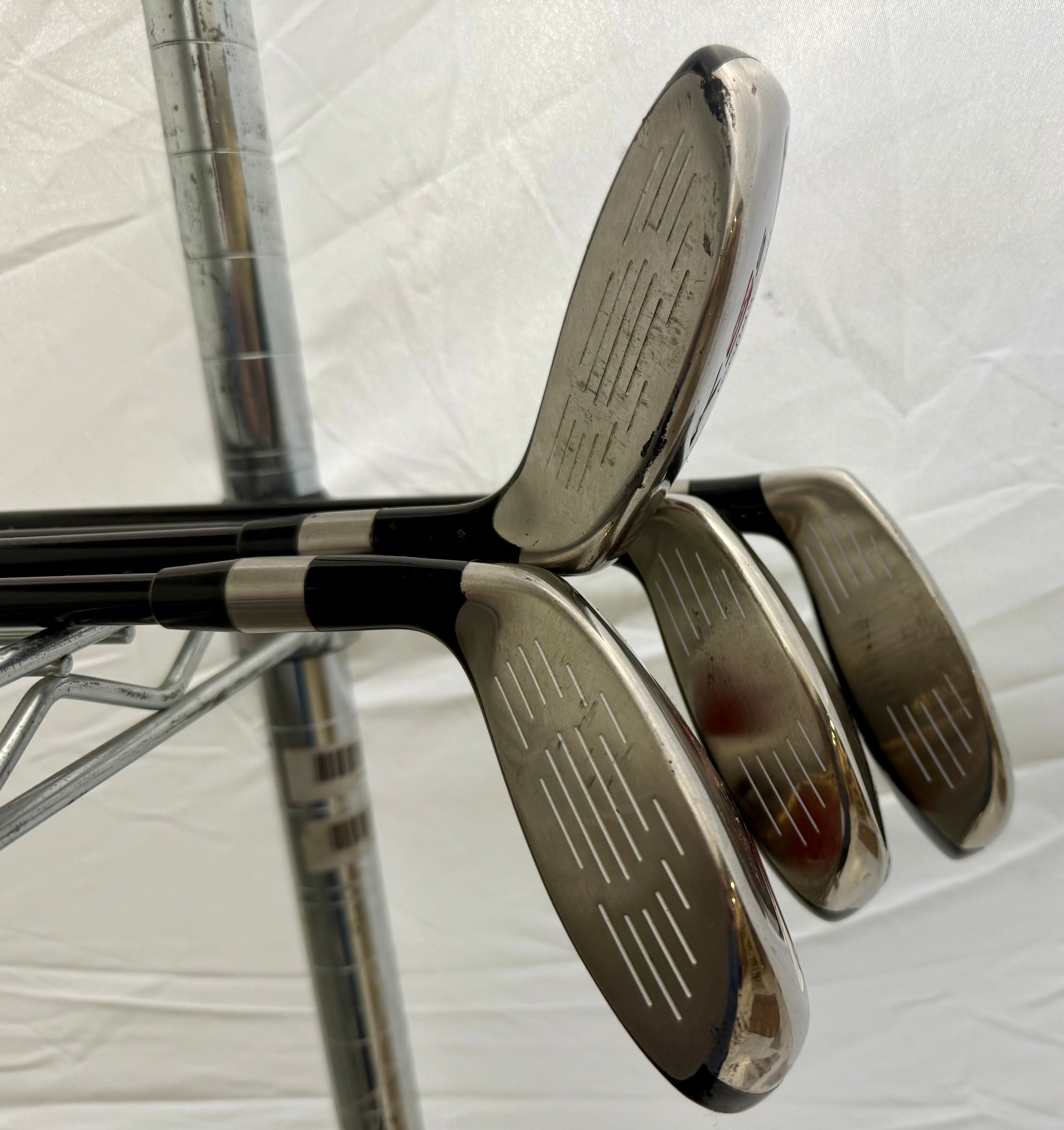 Wholesale Lot of 30 Golf Clubs - Majek & Idrive Hybrids-Next Round