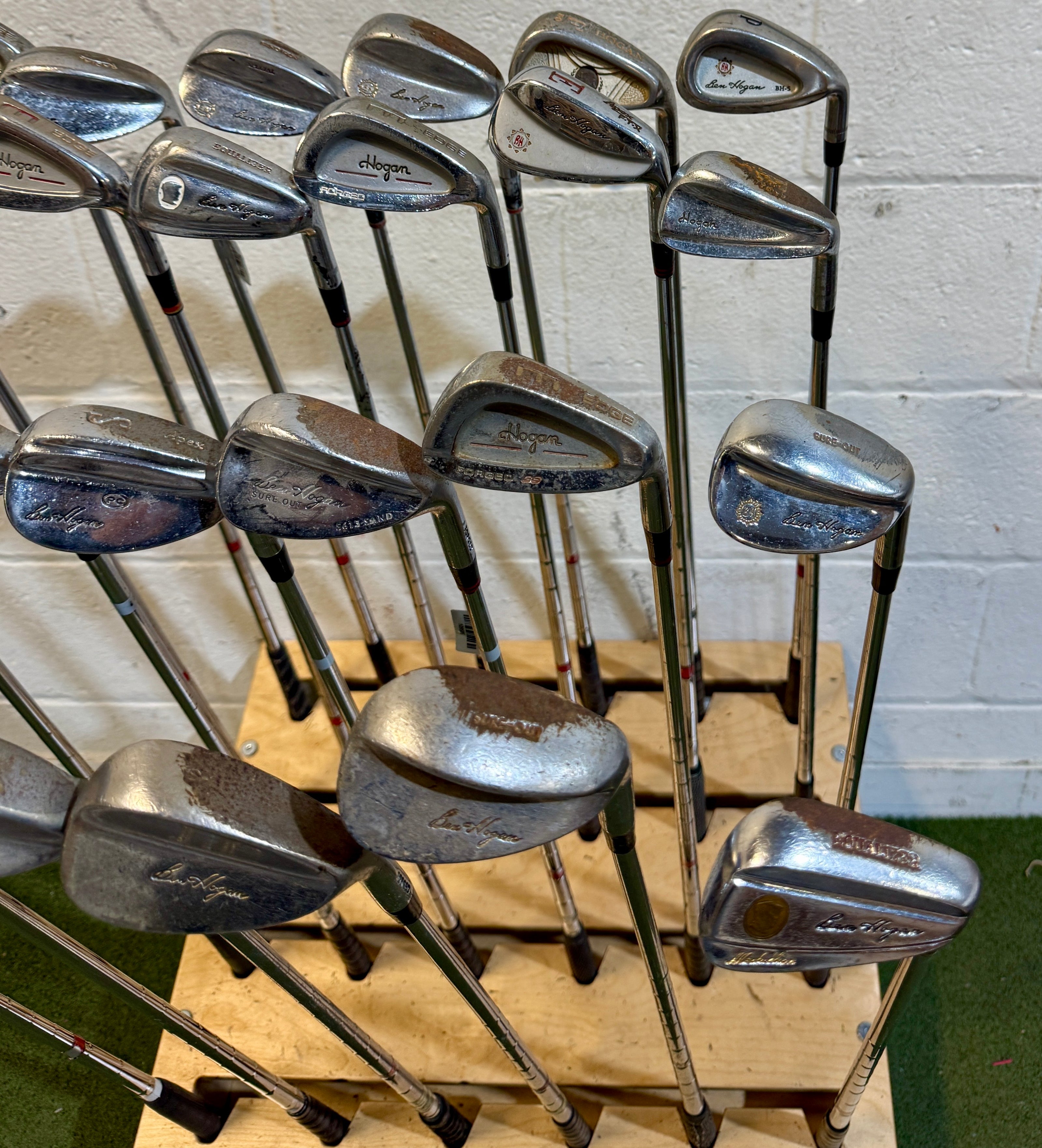 Wholesale Lot of 50 Golf Clubs - Ben Hogan Wedges-Next Round