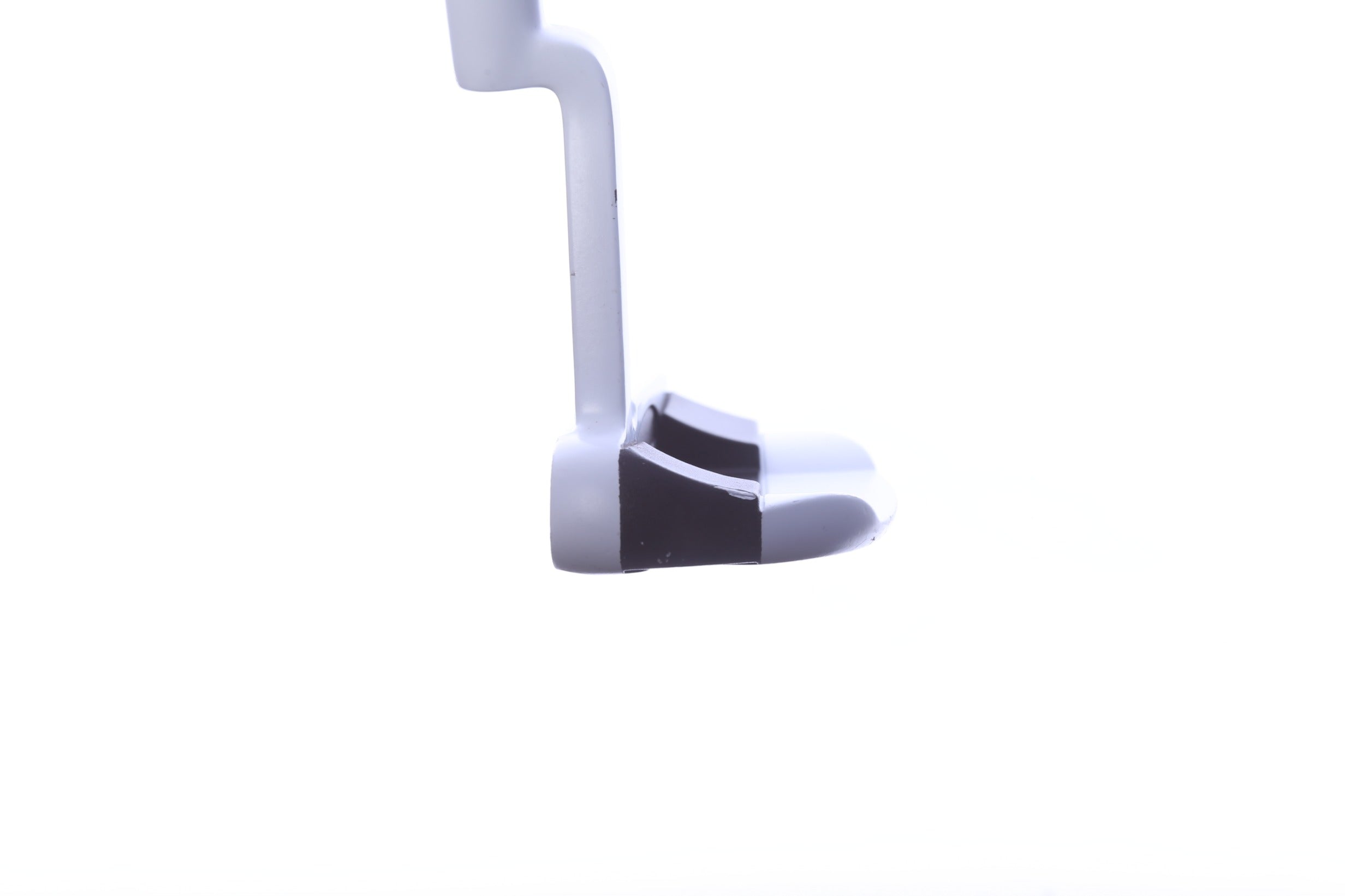 Used Odyssey Versa 330 Mallet White Putter - Right-Handed - 34 in - Mallet