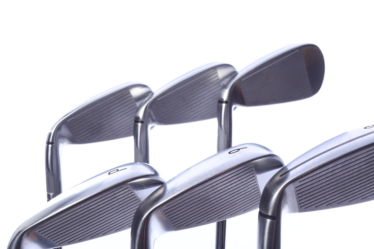 Used TaylorMade Qi Max Iron Set - Right-Handed - 5-PW - Regular Flex