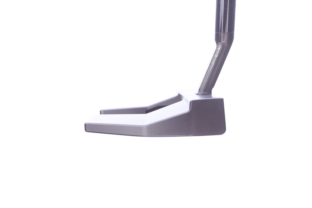 Used Titleist Scotty Cameron 2024 Phantom X 5.5 Putter - Left-Handed - 35 in - Mallet