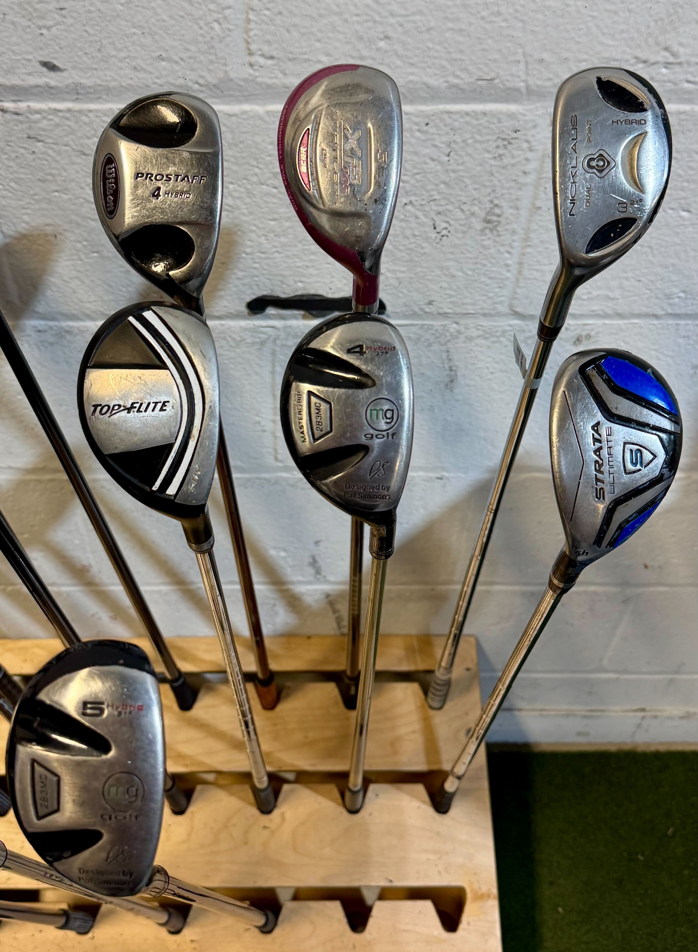 Wholesale Lot of 35 Golf Clubs - Assorted Hybrids