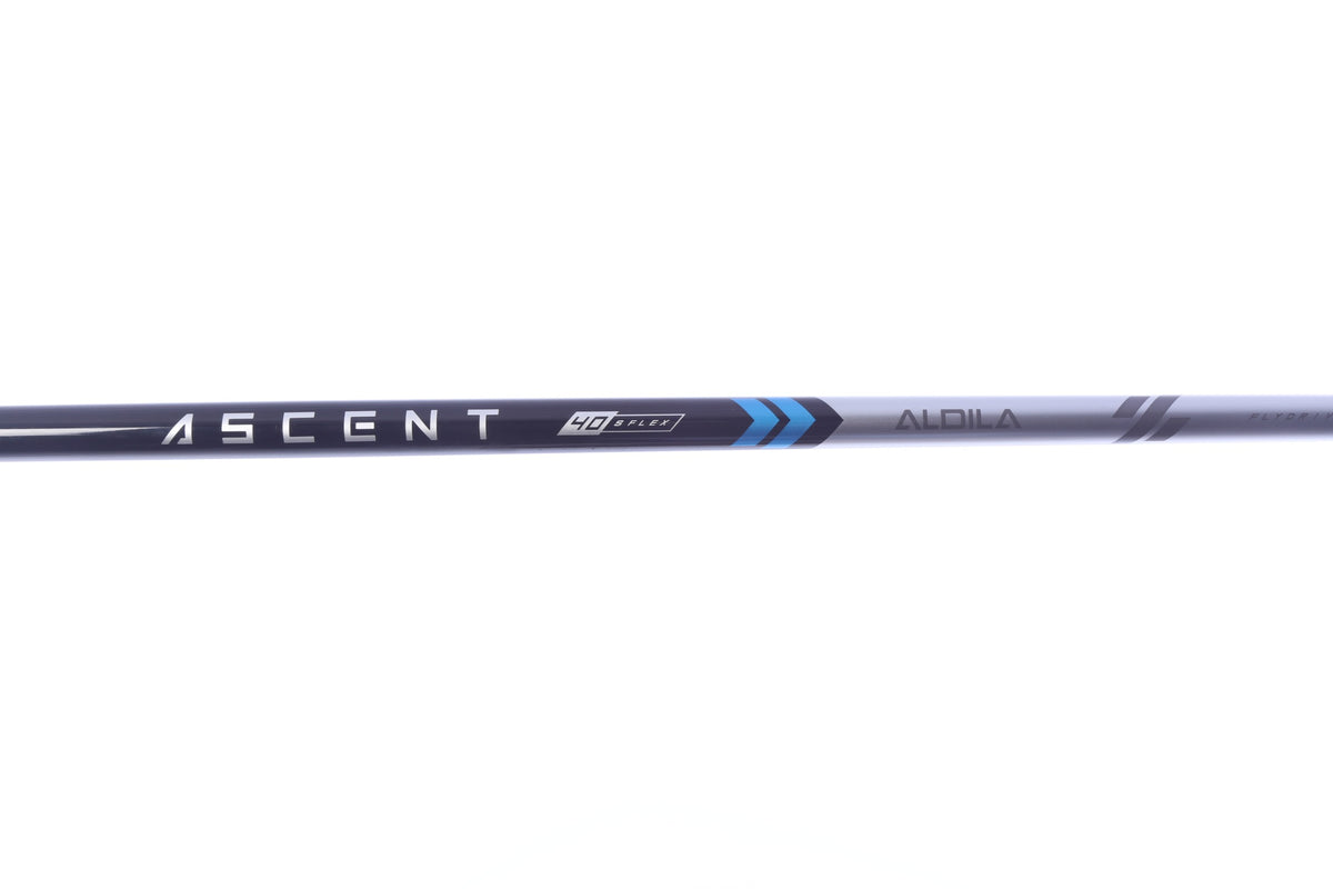 Used Cleveland HALO XL HY-WOOD 5H Hybrid - Right-Handed - 23 Degrees - Stiff Flex