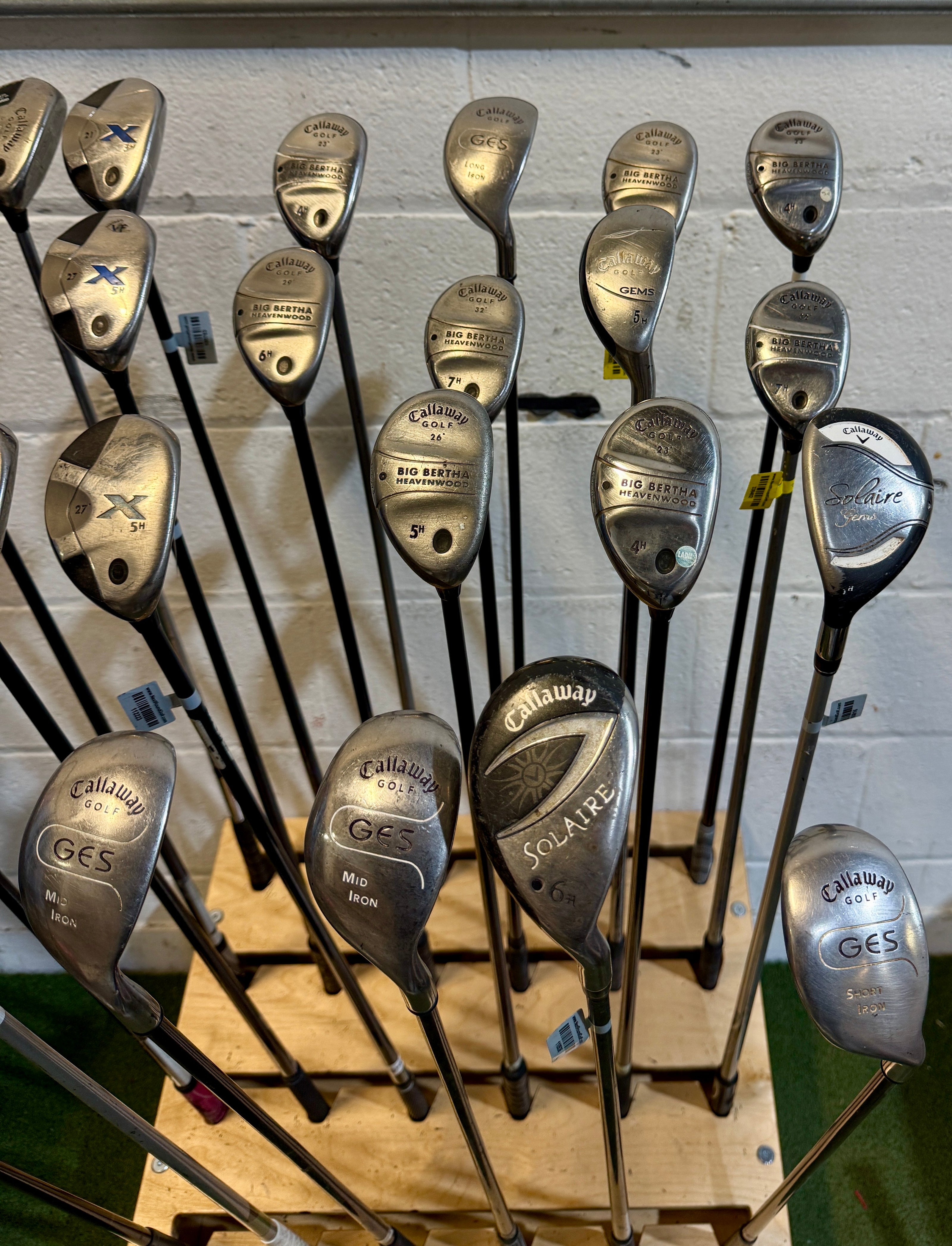 Wholesale Lot of 40 Golf Clubs - Callaway Hybrids-Next Round