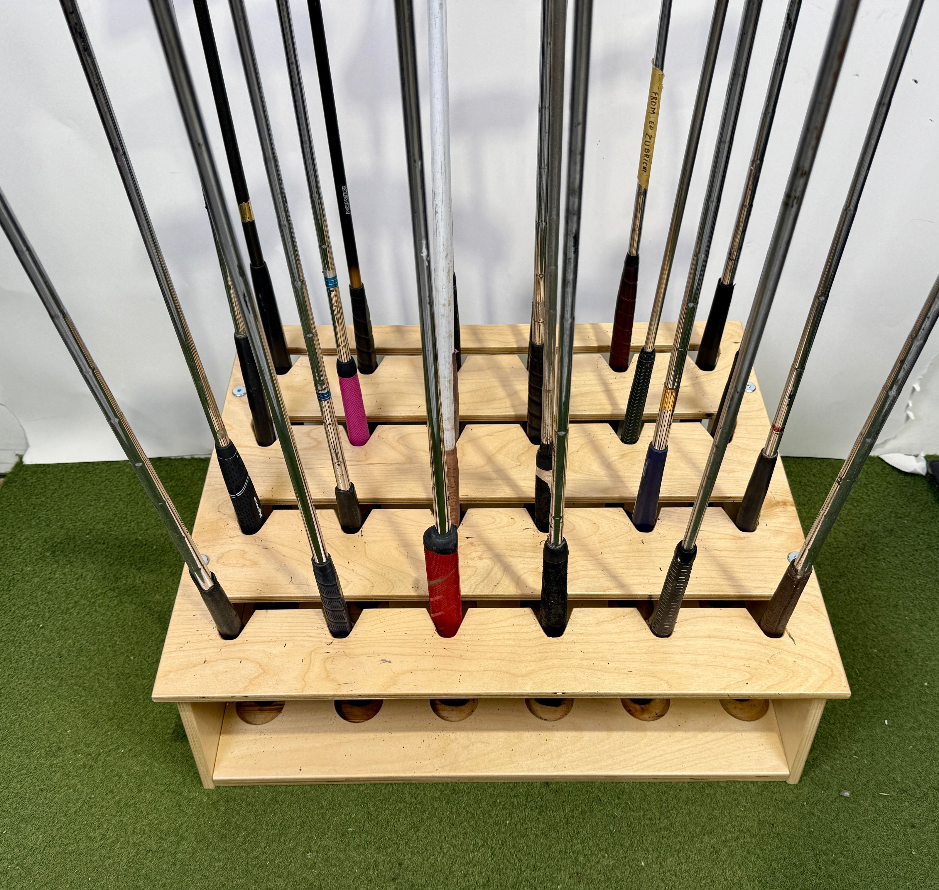 Wholesale Lot of 50 Golf Clubs - Putters Assorted Brands-Next Round