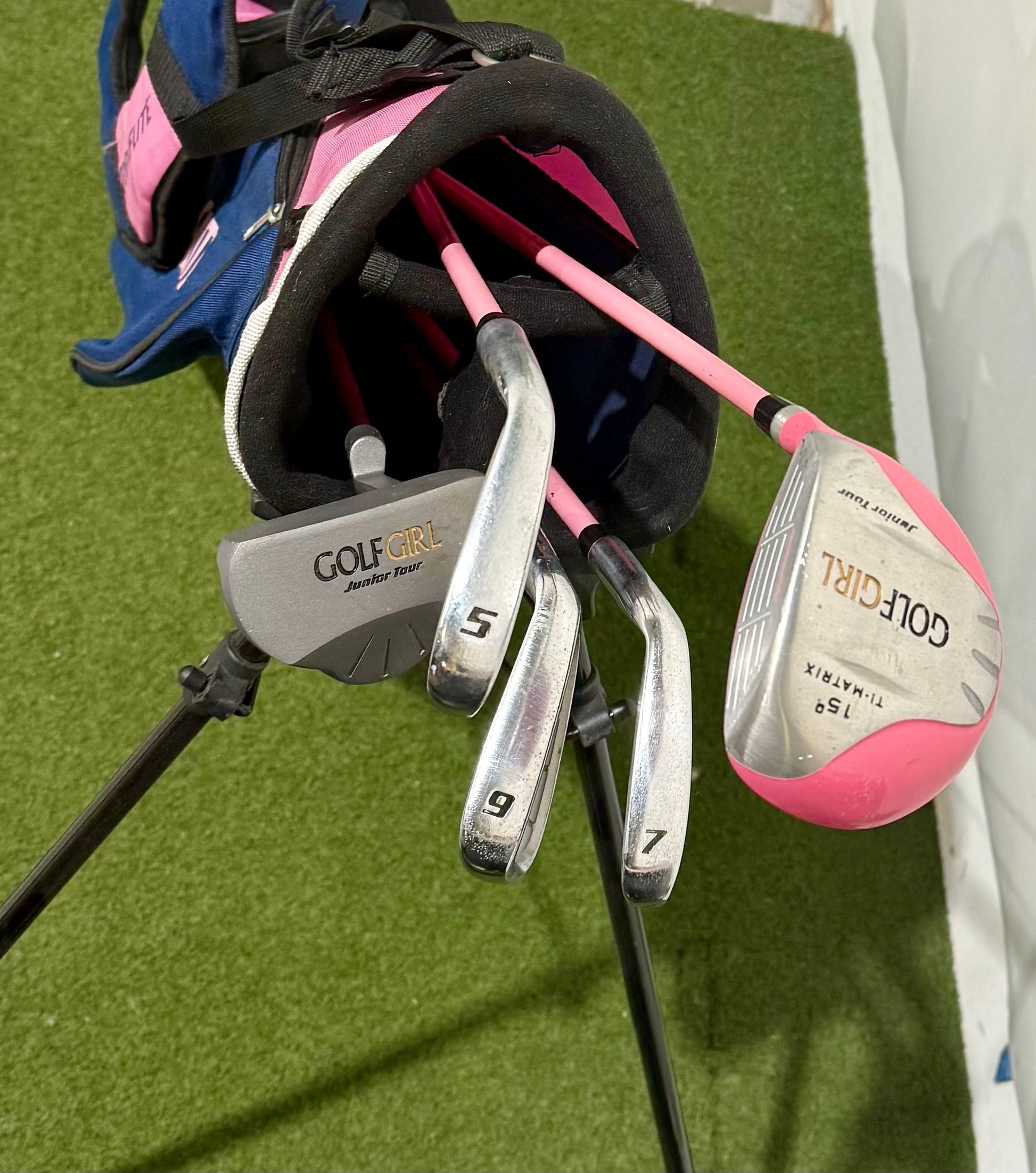 Wholesale Lot of Kids Sets - Right-Handed Golf Girl and Topflight Clubs-Next Round