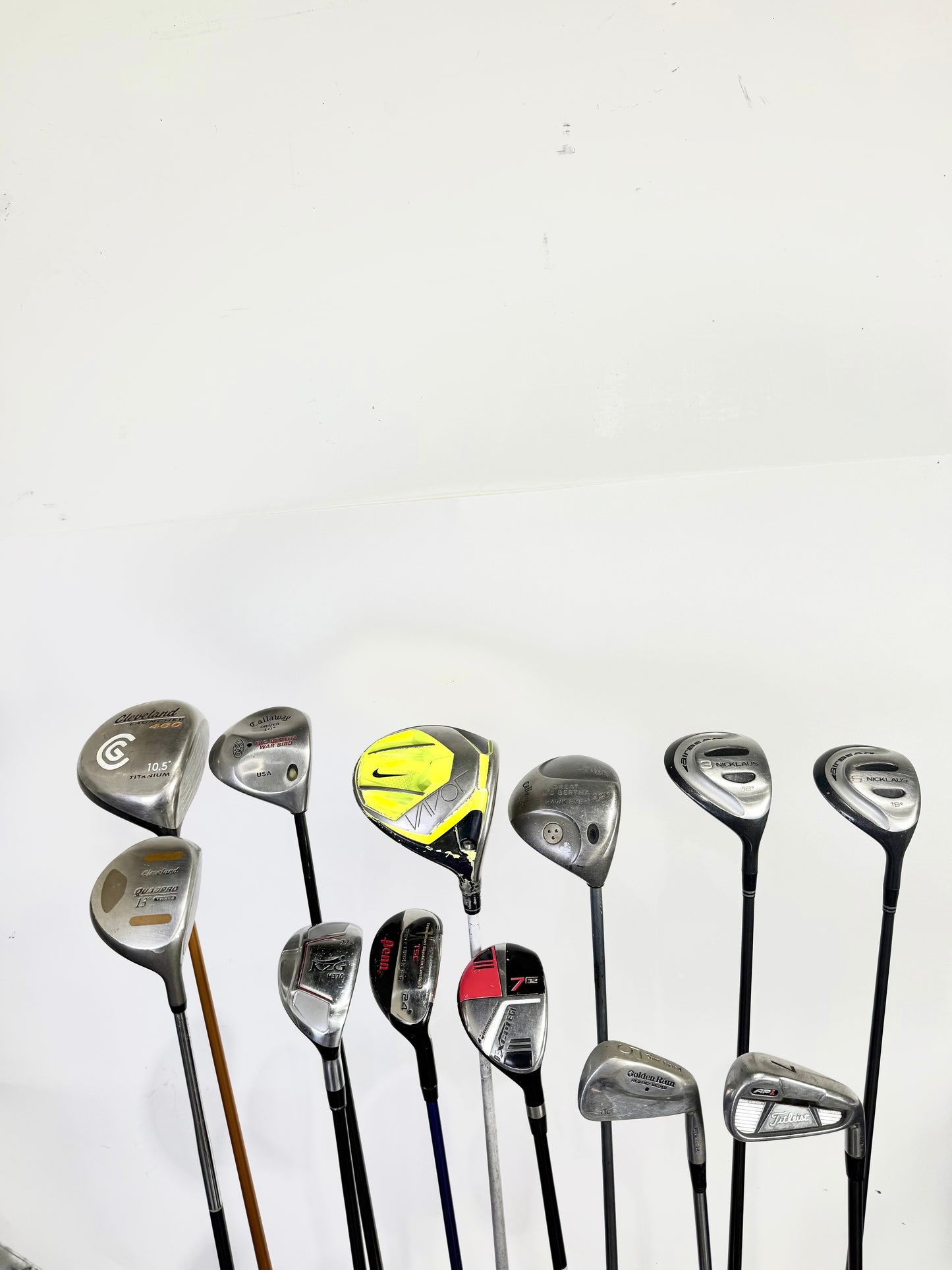 Wholesale Lot of 24 Golf Clubs - Right Handed - Assorted Brands and Flexes-Next Round