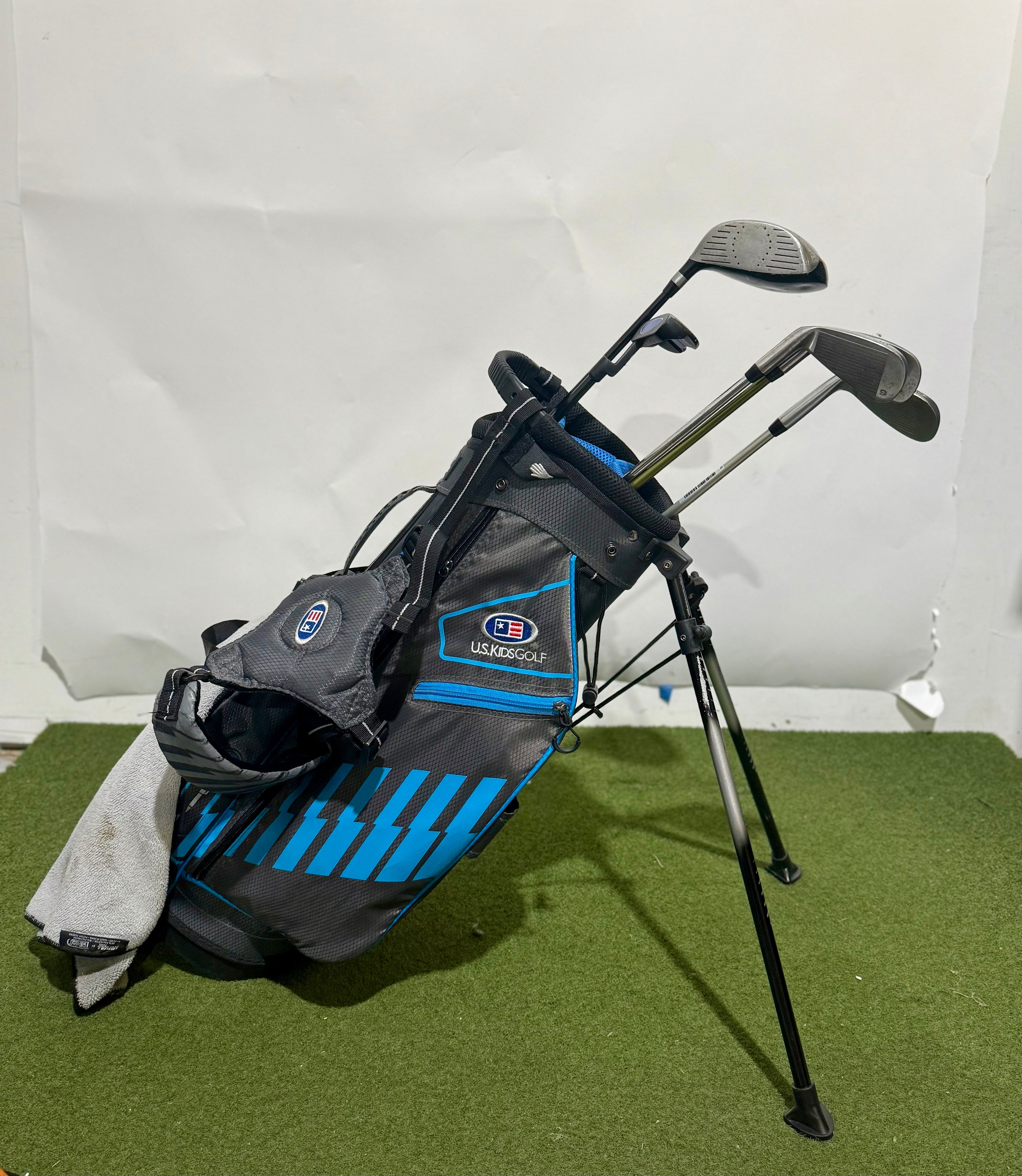 Wholesale Lot of 2 Kids Sets - Right-Handed - U.S Kids Golf, Cobra and TGA-Next Round