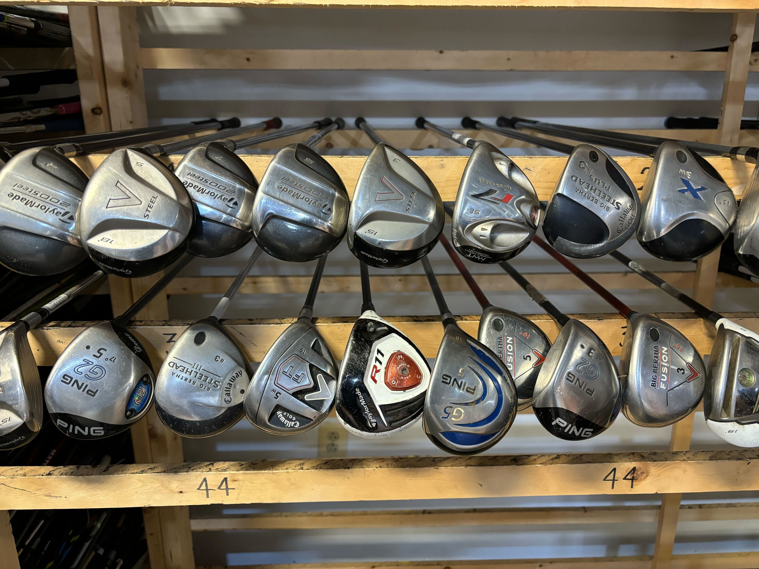 Wholesale Lot of 20 Golf Clubs - TaylorMade Fairway Woods - Men's Flex-Next Round