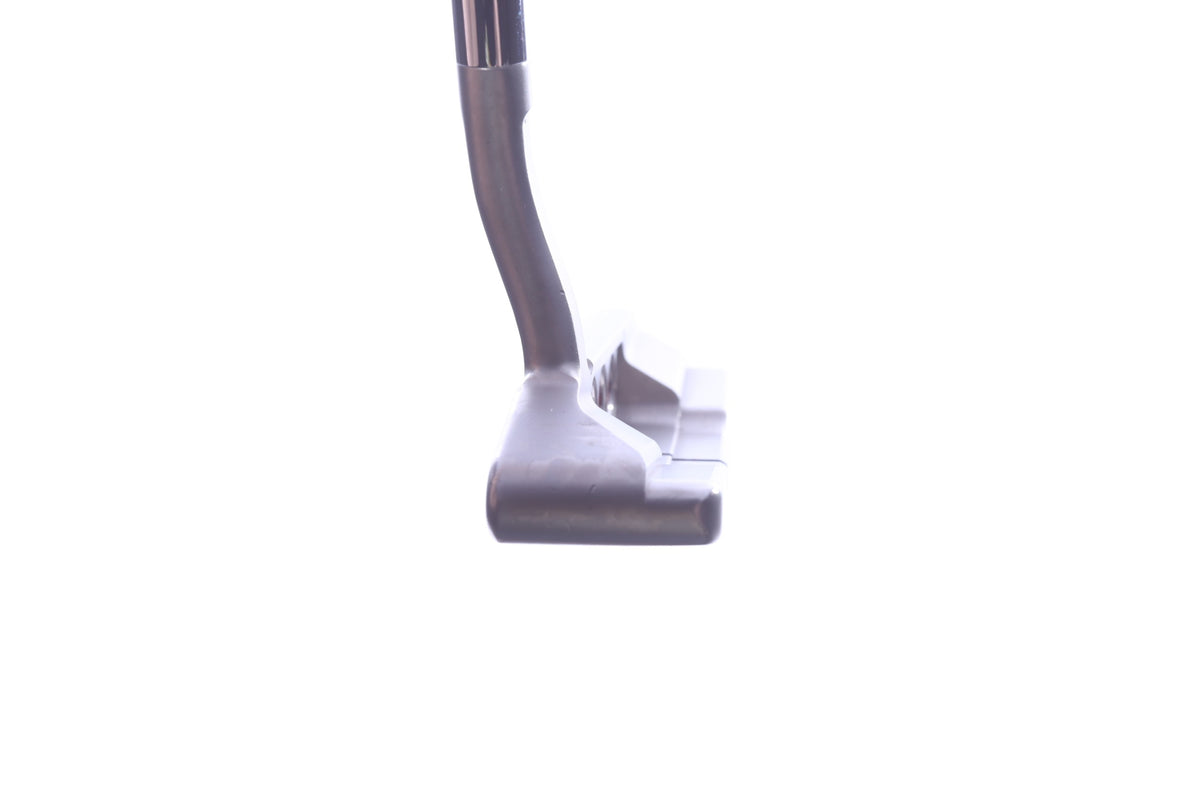Used Titleist Scotty Cameron 2018 Select Newport 2.5 Putter - Right-Handed - 34 in - Blade-Next Round