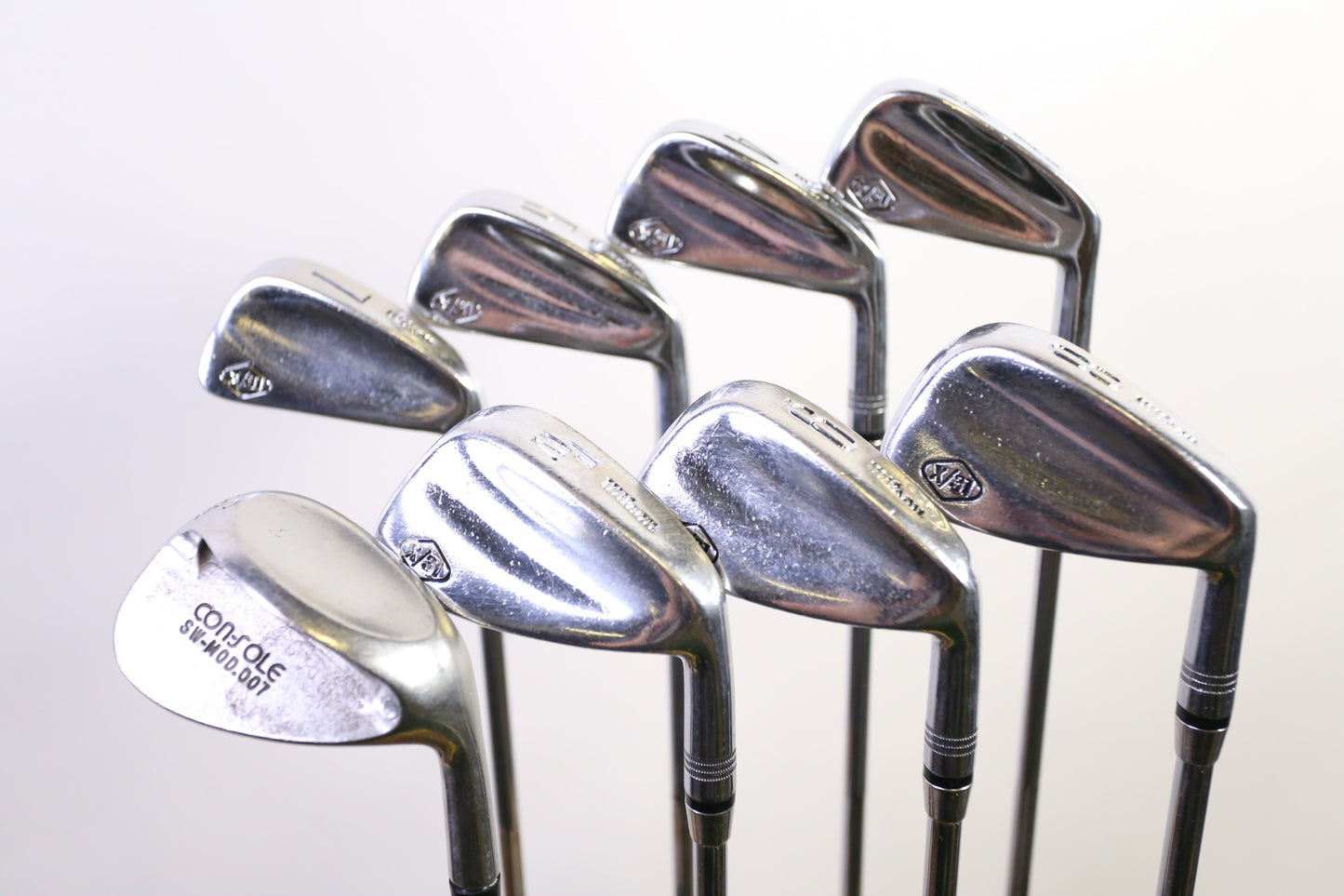 Used Wilson X-31 Iron Set - Right-Handed - 3-5, 7-PW, SW - Regular Flex-Next Round
