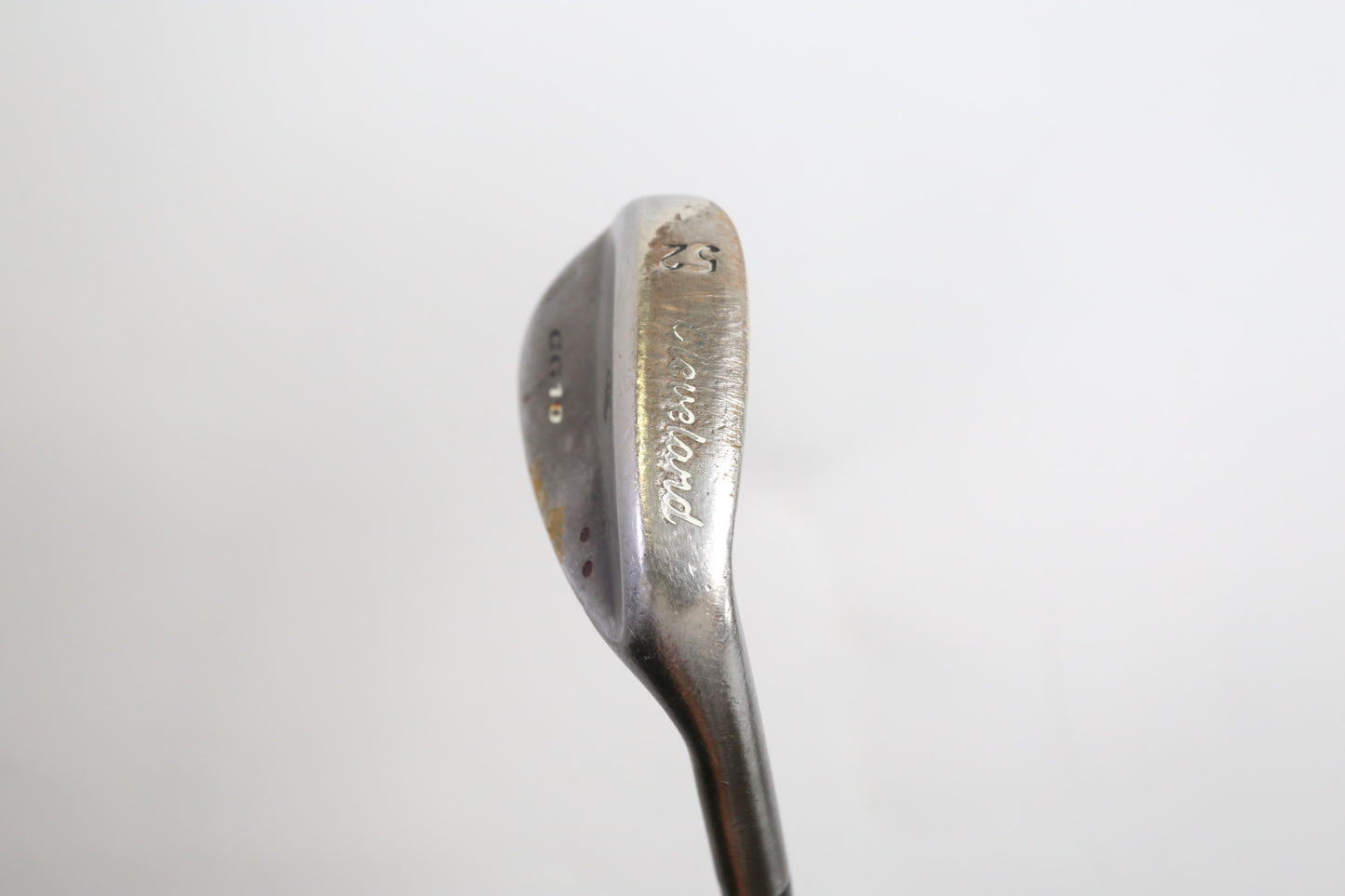 Used Cleveland CG10 Black Pearl Gap Wedge - Right-Handed - 52 Degrees - Stiff Flex