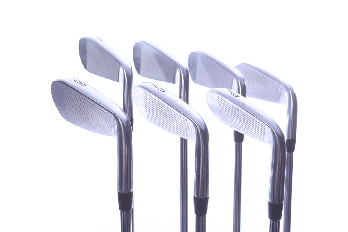 Used Titleist T200 Iron Set - Left-Handed - 4-PW - Stiff Flex