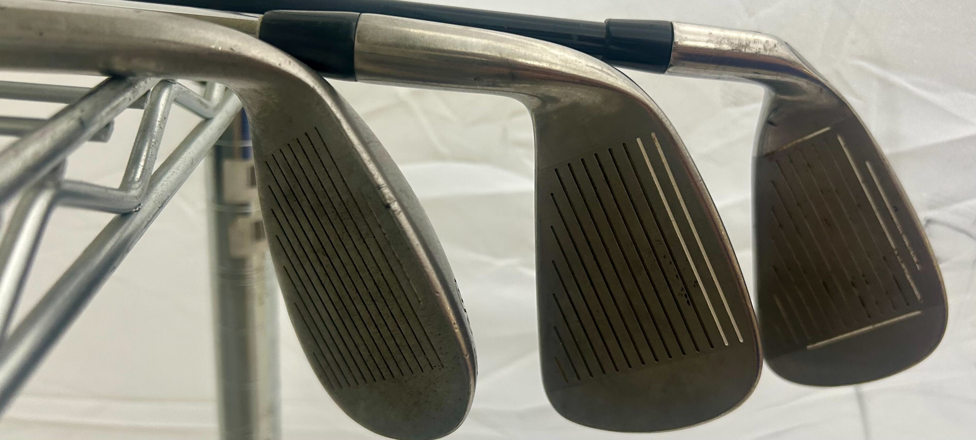 Wholesale Lot of 50 Golf Clubs - Right and Left handed - Assorted Callaway Irons-Next Round