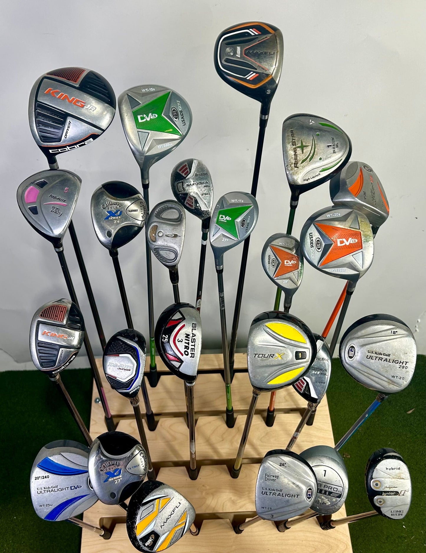 Wholesale lot of 24 Golf Clubs - Right and Left- Handed Kids Clubs- Callaway-Next Round