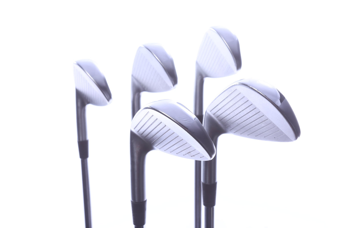 Used Mizuno JPX 925 Hot Metal Pro Iron Set - Right-Handed - 5-PW - Stiff Flex