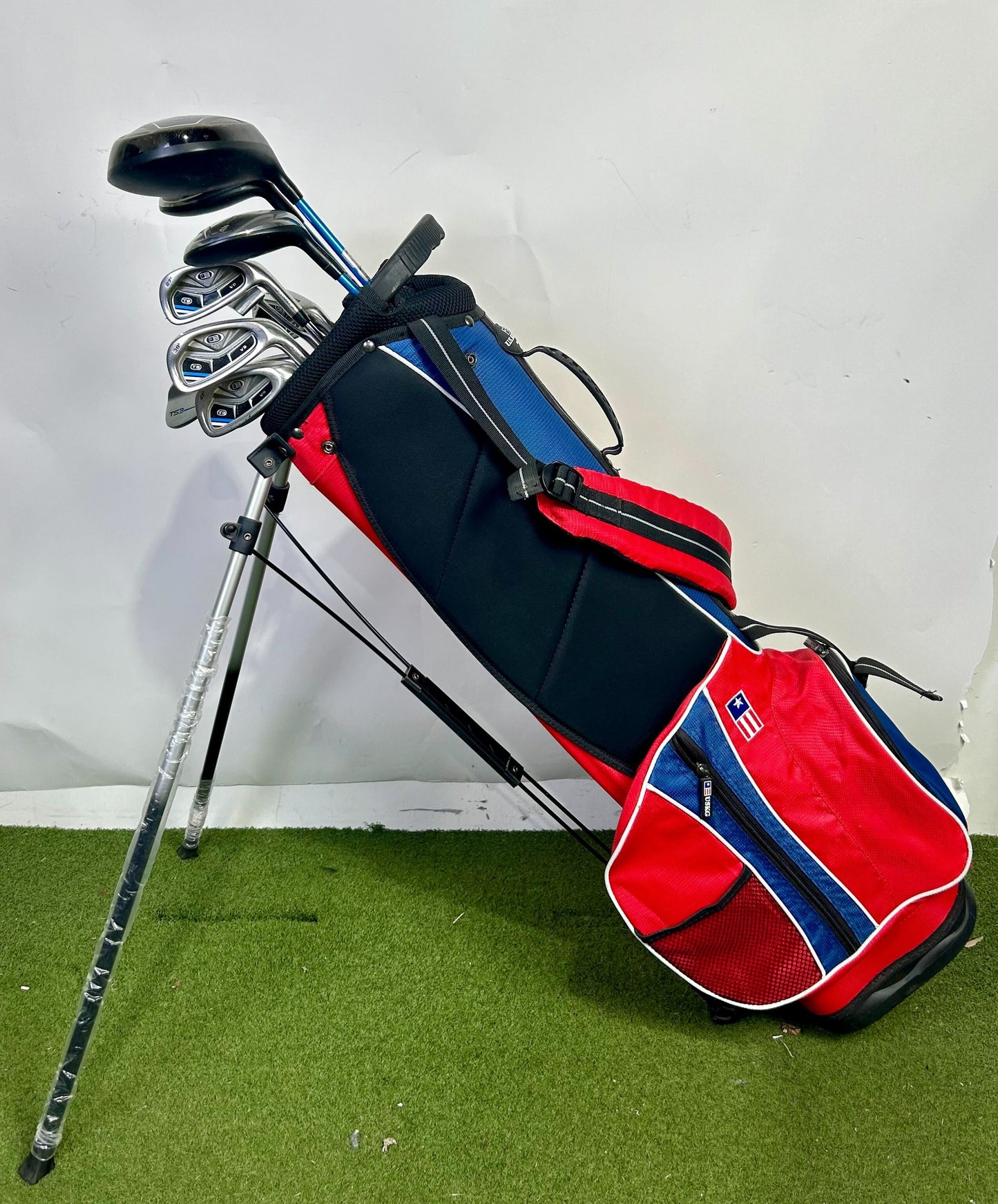 U.S Kids Golf Bag - Includes Complete Right-Handed U.S Kids Junior Golf Set-Next Round