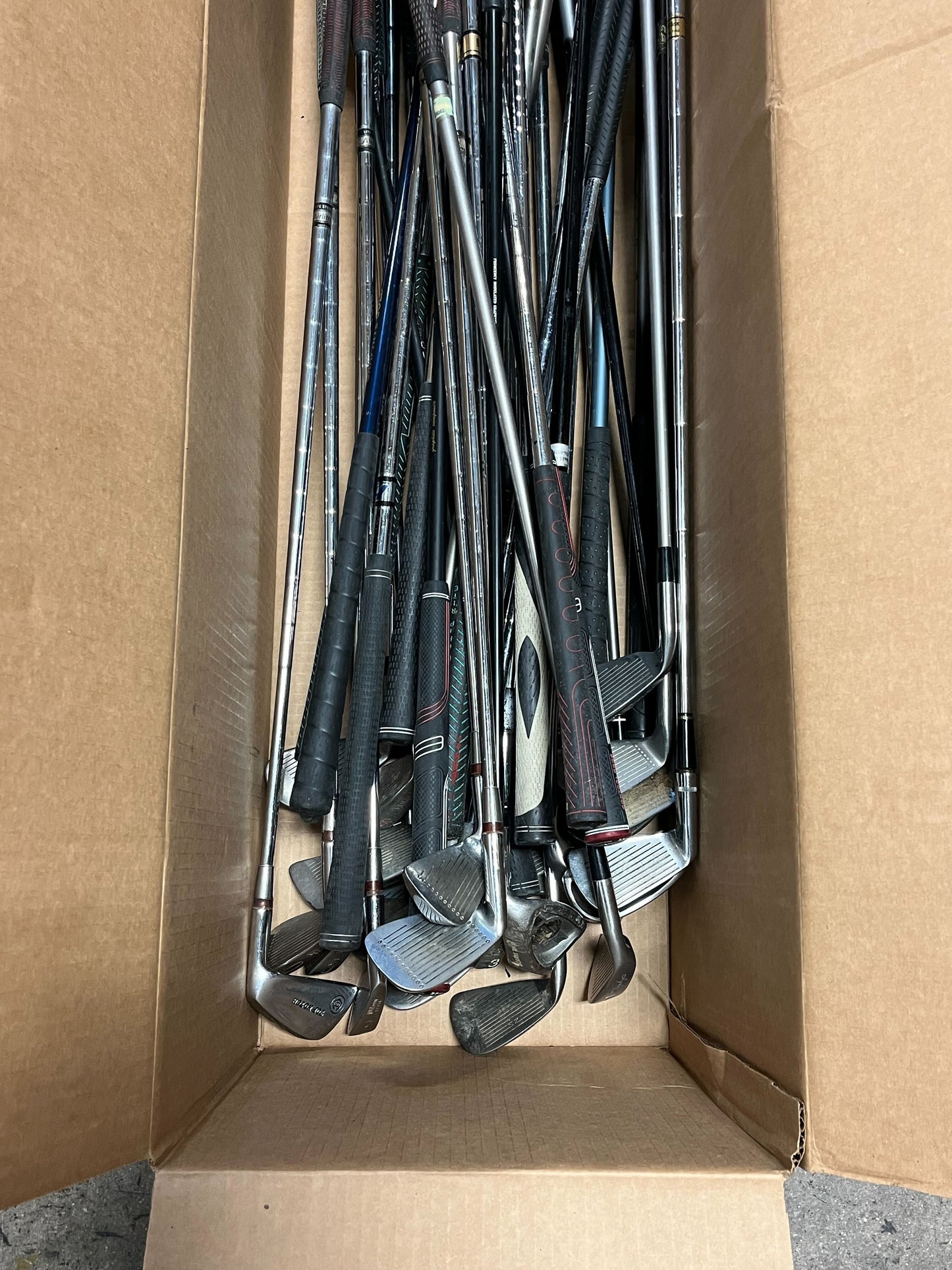 Wholesale Lot of 50 Single Irons. Wilson, Lynx, Square Two-Next Round