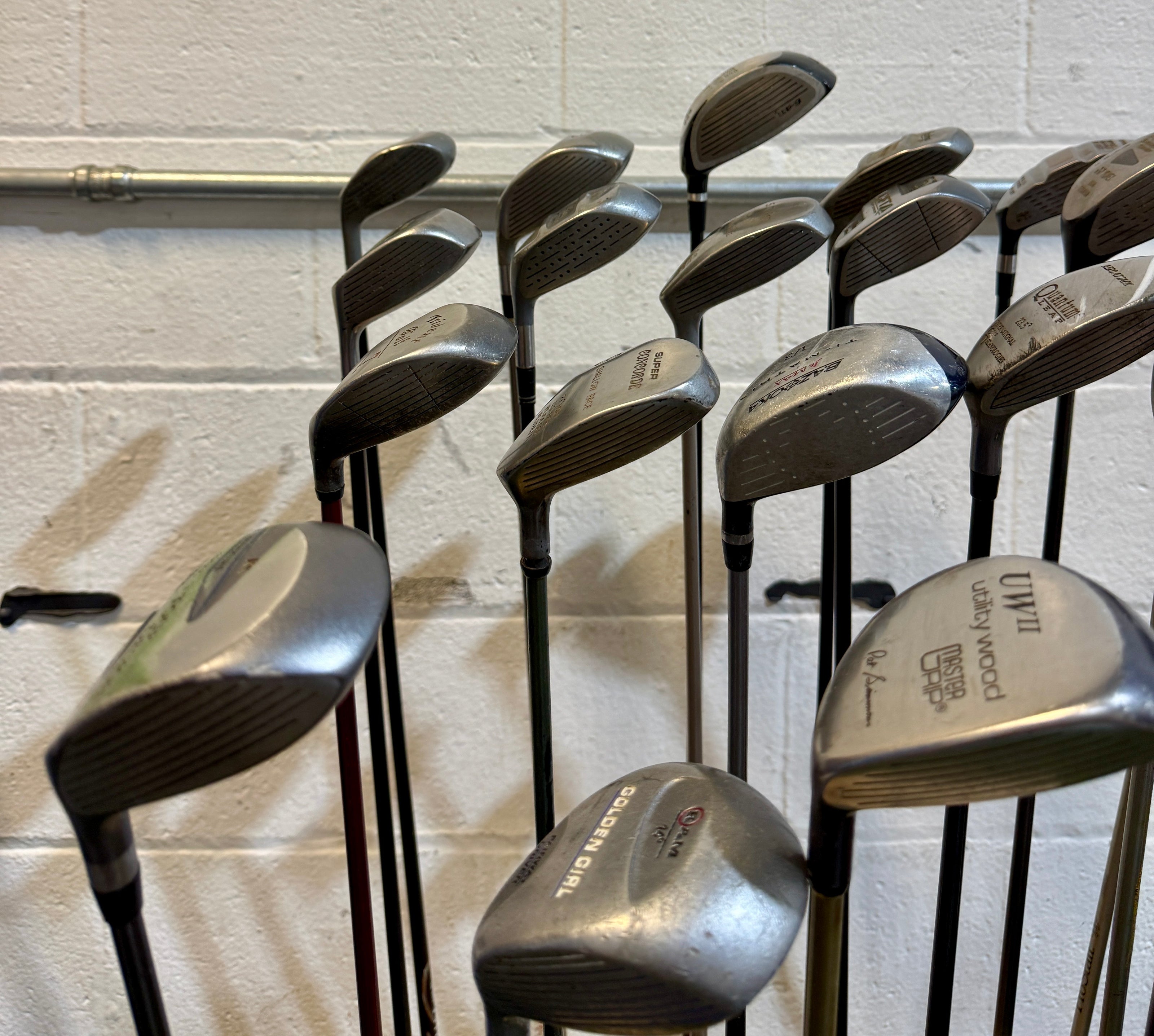 Wholesale Lot of 30 Golf Clubs - Assorted Fairway Woods - RH/LH - Mixed Flexes