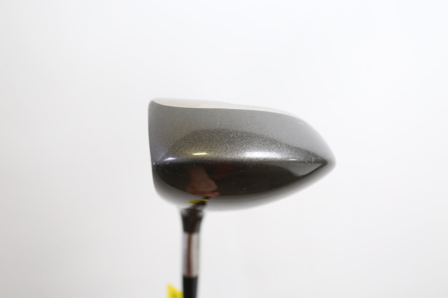 Used Titleist 975D Driver - Right-Handed - 8.5 Degrees - Stiff Flex
