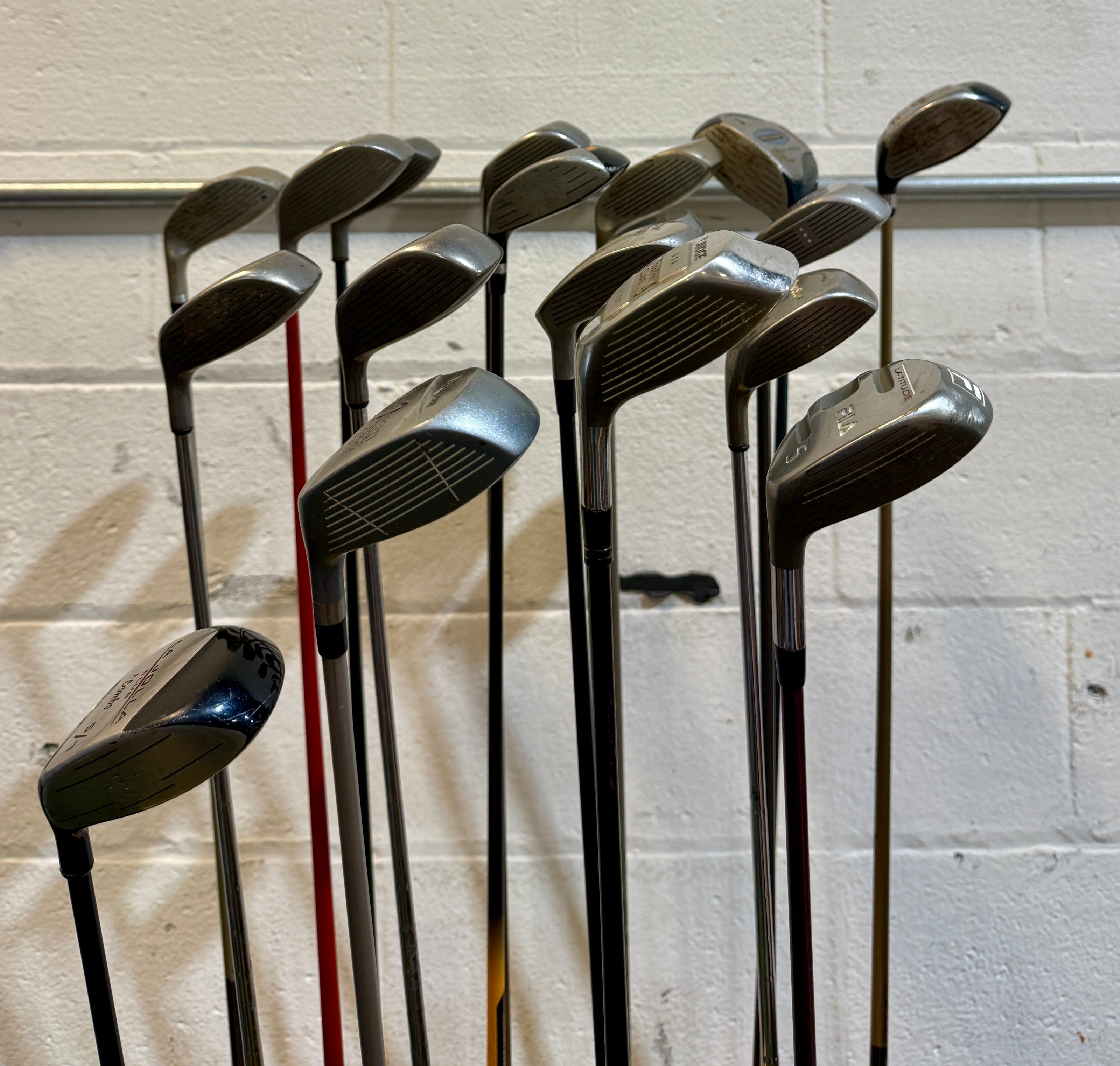 Wholesale Lot of 30 Golf Clubs - Assorted Fairway Woods - RH/LH - Mixed Flexes