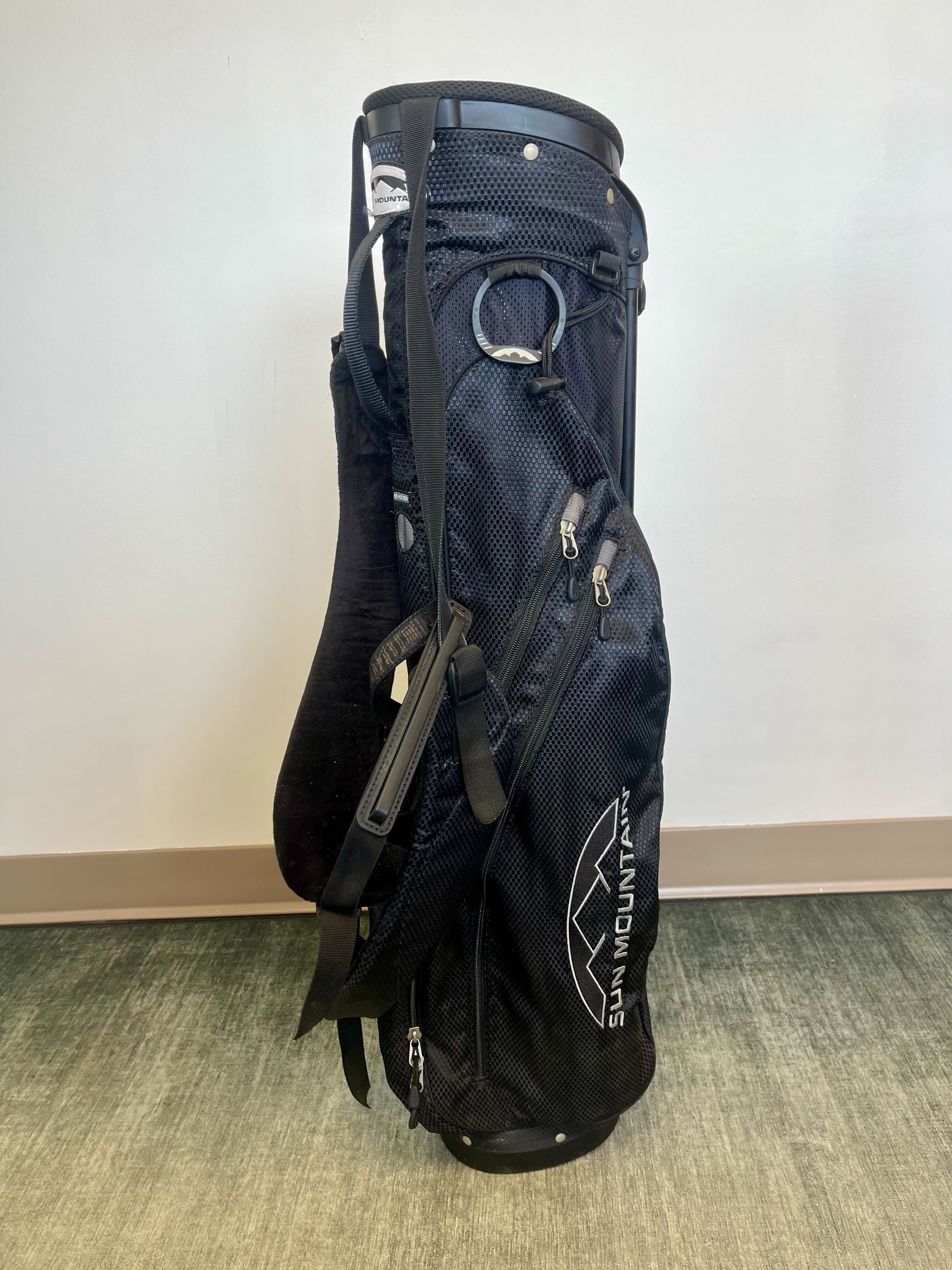 Sun Mountain Sunday Golf Bag Black 4 Dividers/4 pockets with Strap and Rain Cover-Next Round