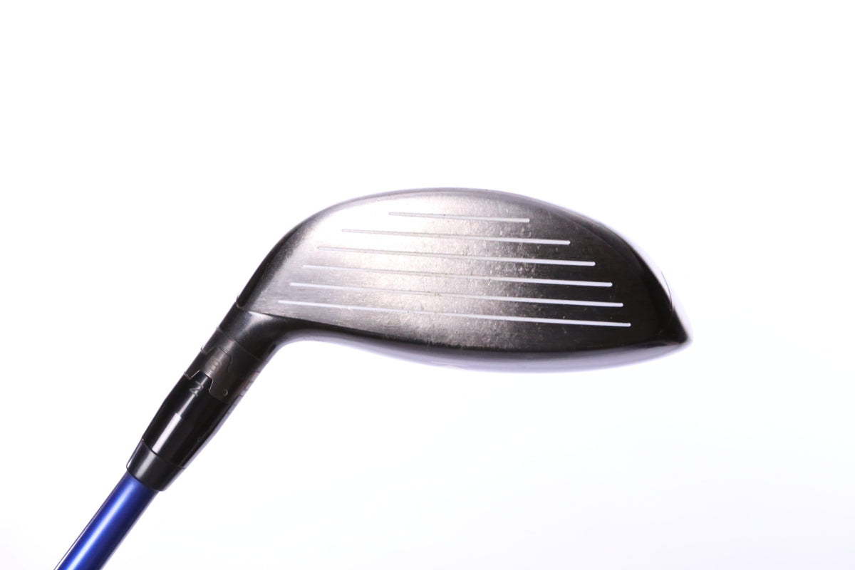 Used Titleist 913F 4-Wood - Right-Handed - 17 Degrees - Regular Flex