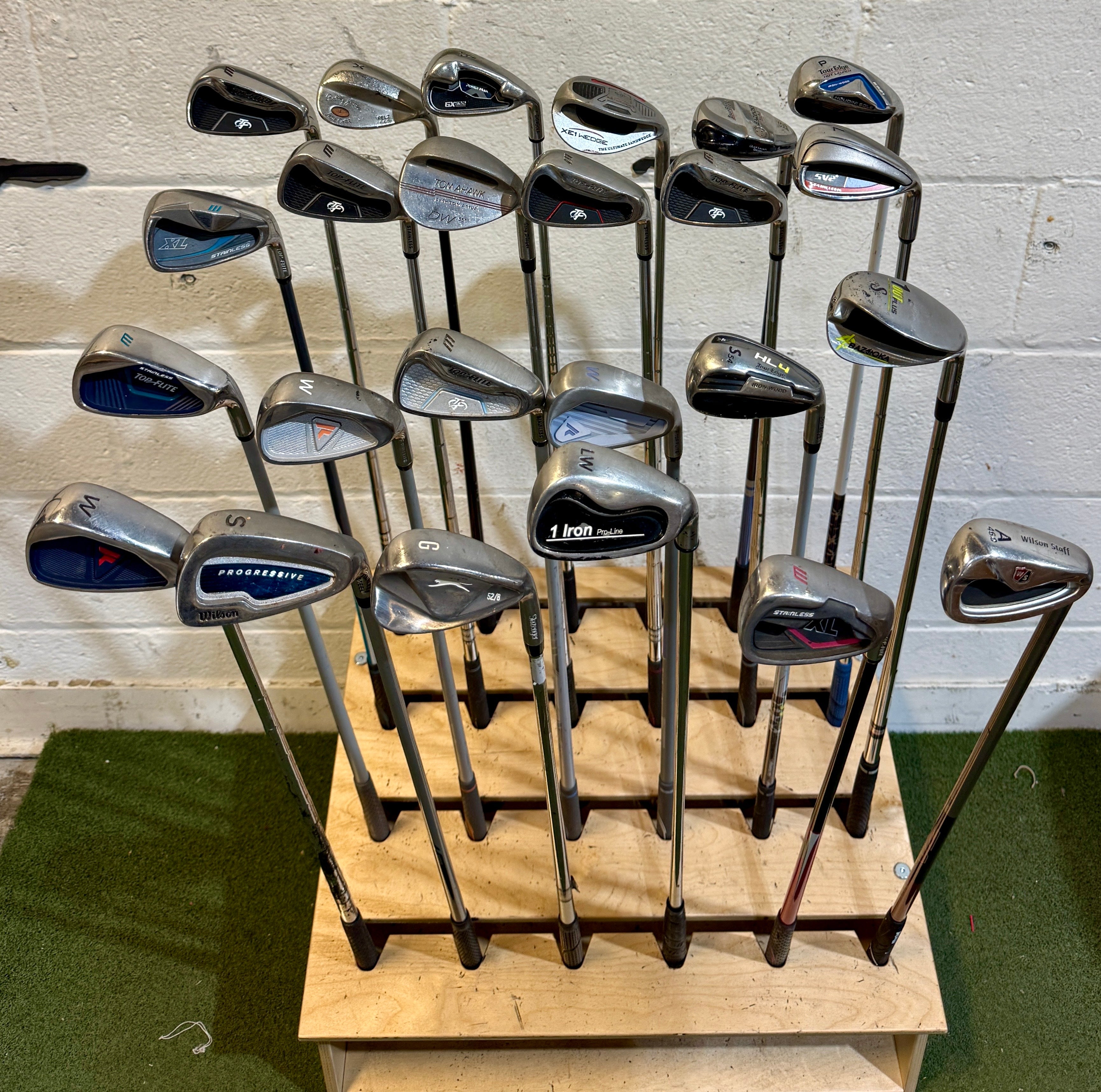 Wholesale Lot of 30 Golf Clubs - Assorted Wedges