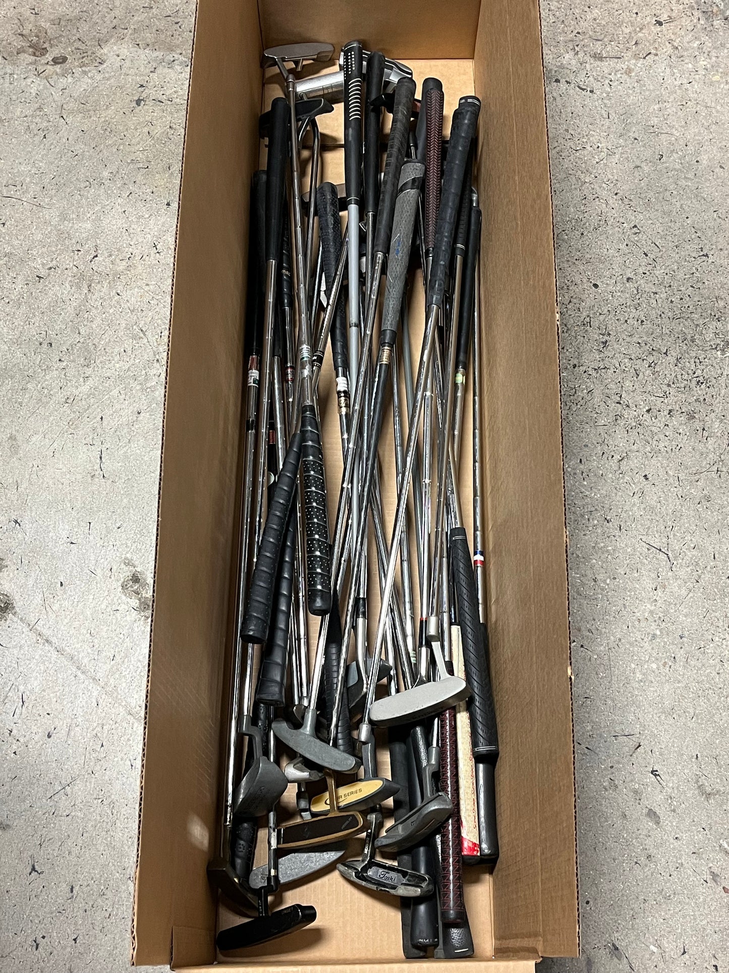 Wholesale Lot of 30 Putters. Spalding, STX, etc,-Next Round