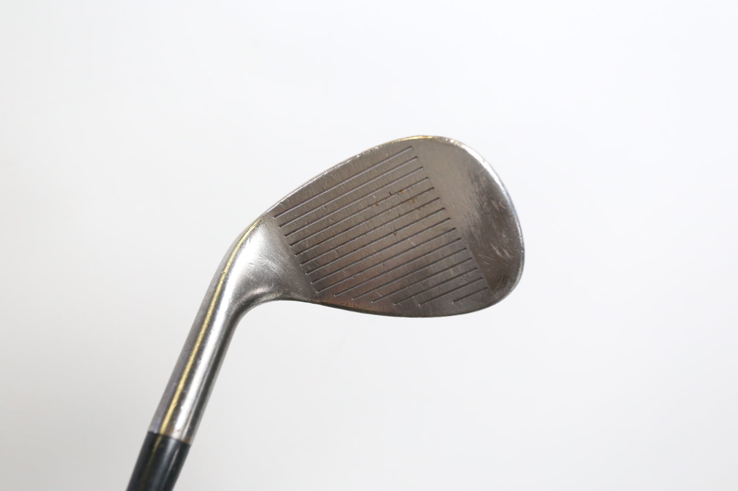 Used Cleveland CG10 Black Pearl Gap Wedge - Right-Handed - 52 Degrees - Stiff Flex