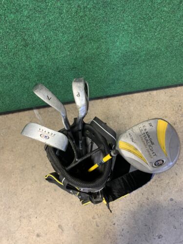 US Kids Golf WT-25u Fairway Driver, 7i, PW, Putter 4-Piece Club Set UL 42” LH-Next Round