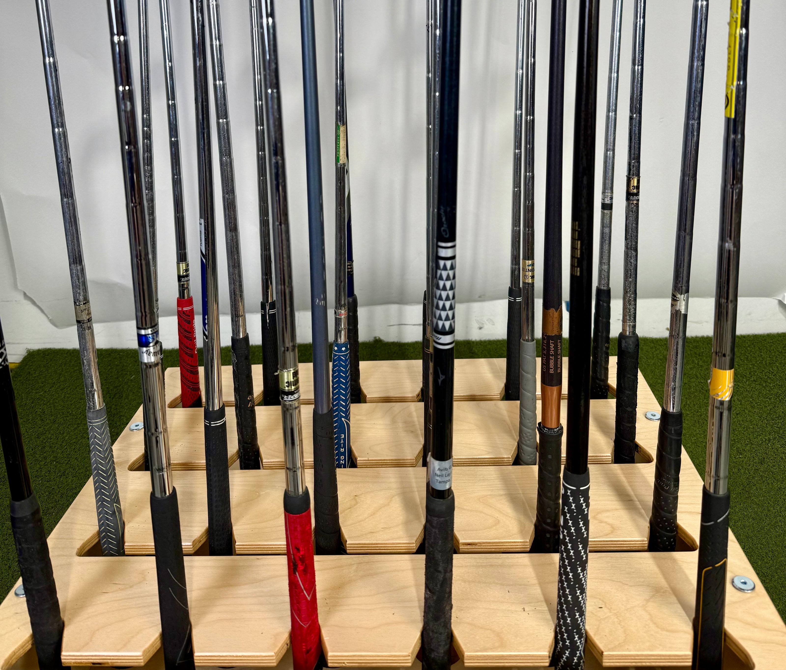 Wholesale Lot of 24 Golf Clubs - Right Handed - Assorted brands and Flexes-Next Round