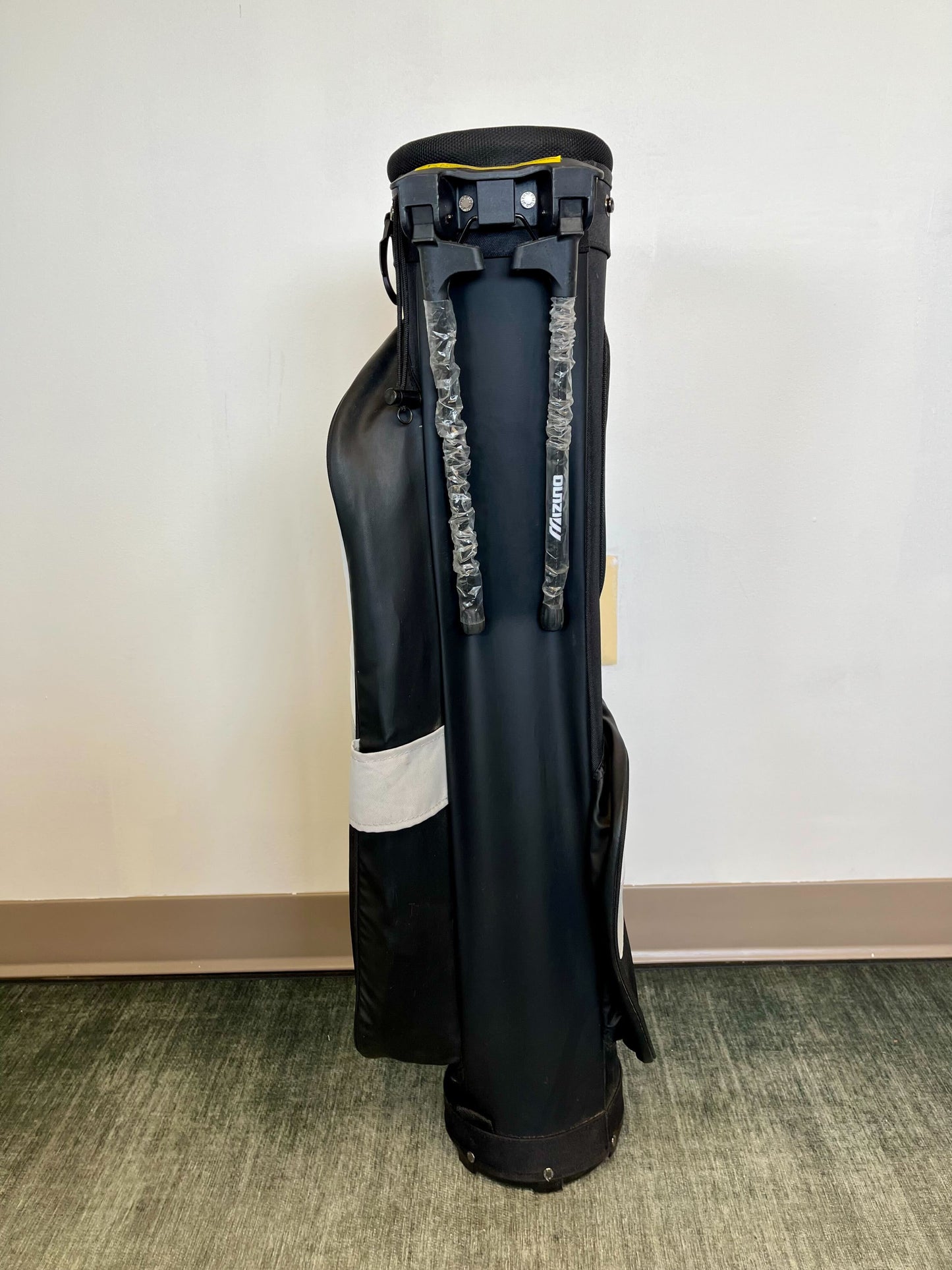 Mizuno BR-D2 Carry Sunday Golf Bag 2 Dividers/3 pockets with Strap-Next Round