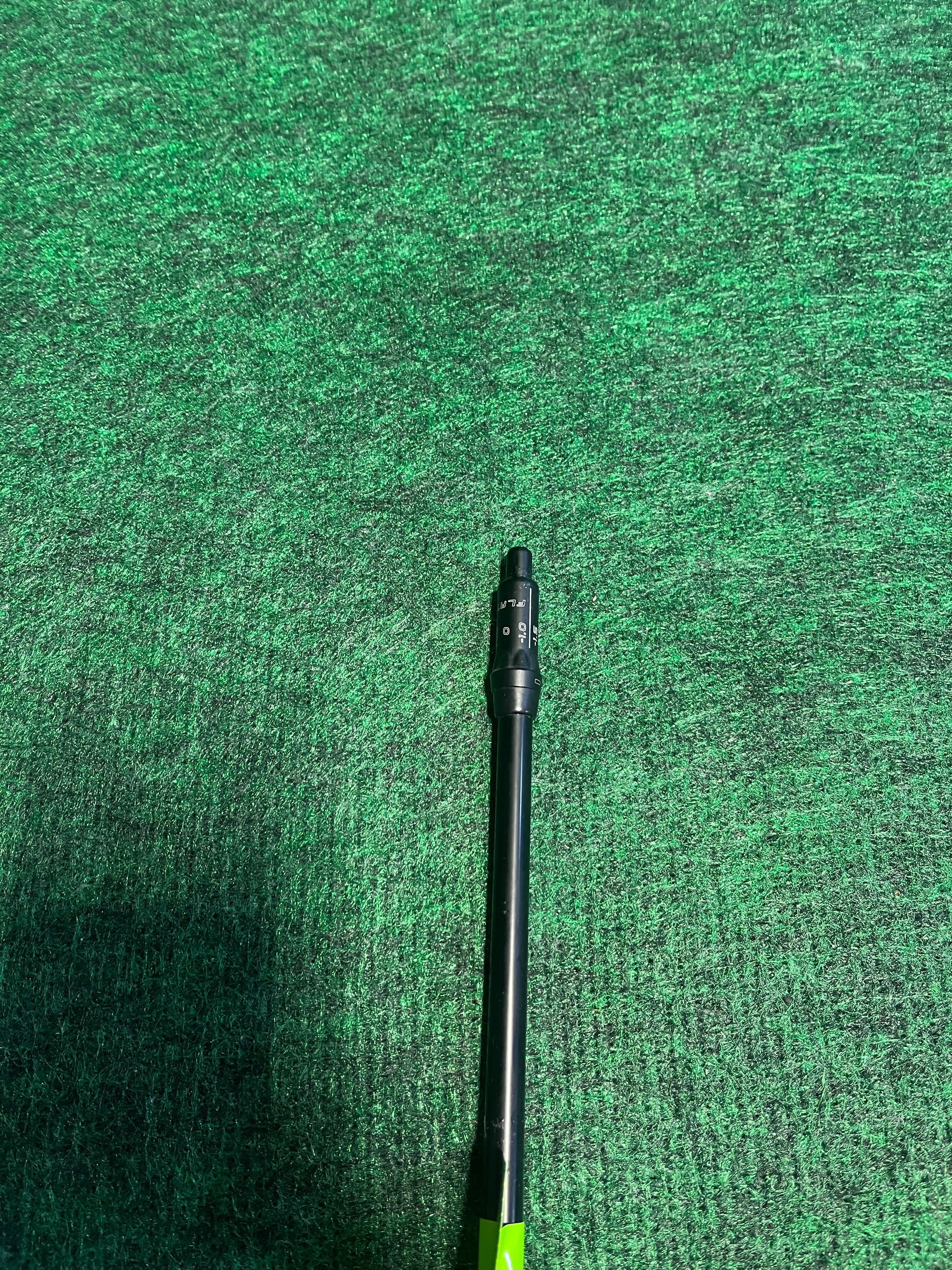 VA Composites Drago Driver Shaft - Regular Flex - 44.5 in-Next Round
