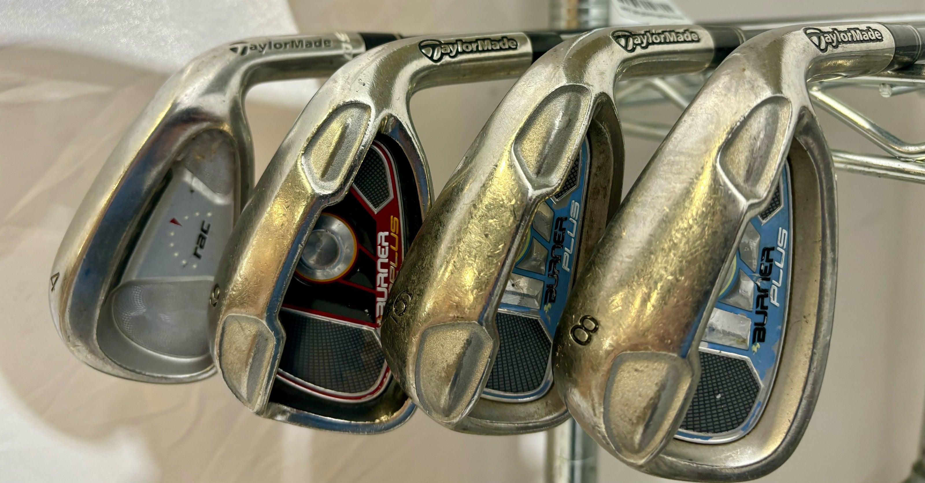 Wholesale Lot of 30 Golf Clubs -Mizuno and TaylorMade Irons and Wedges-Next Round