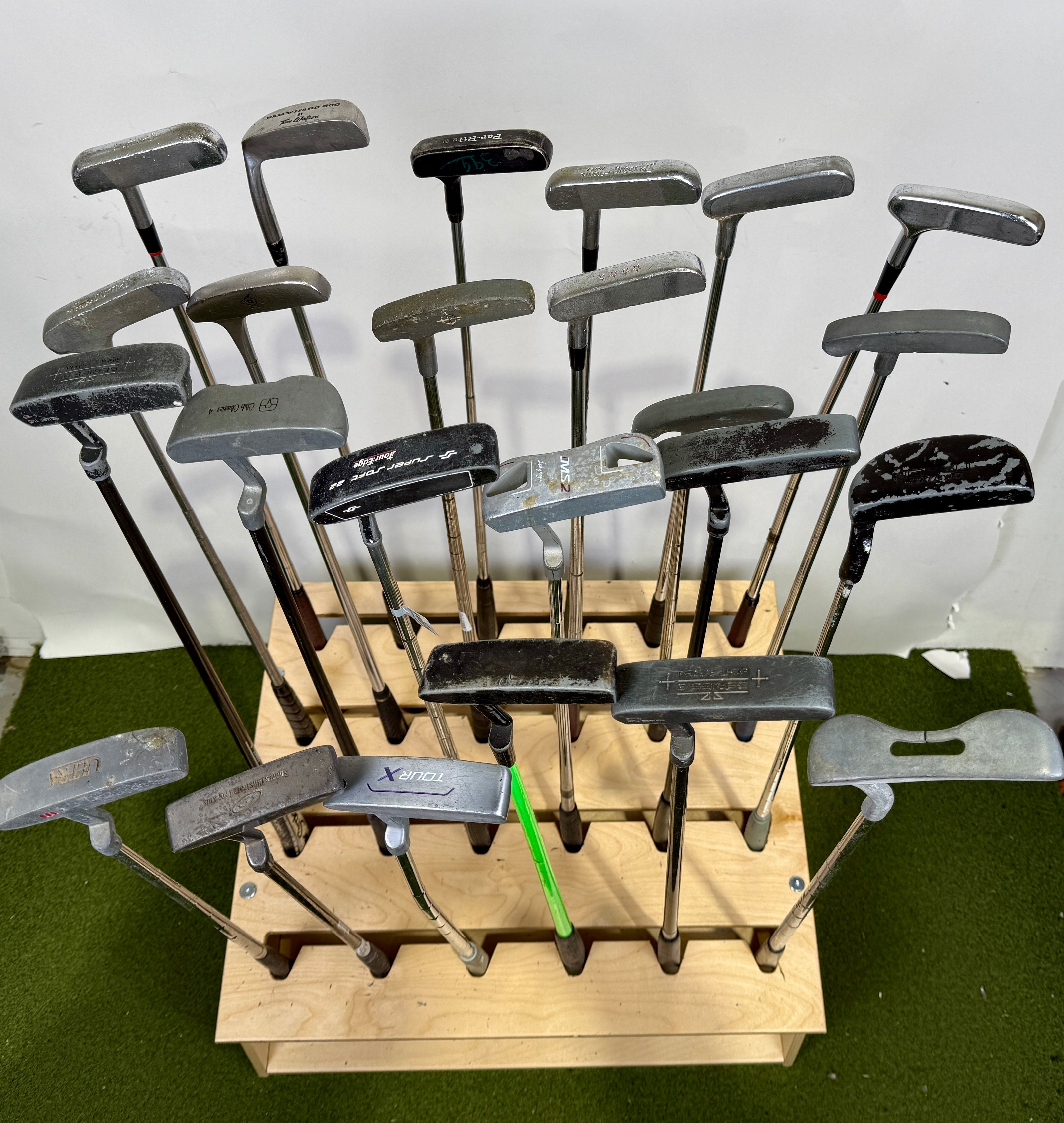 Wholesale Lot of 50 Golf Clubs - Putters Assorted Brands-Next Round