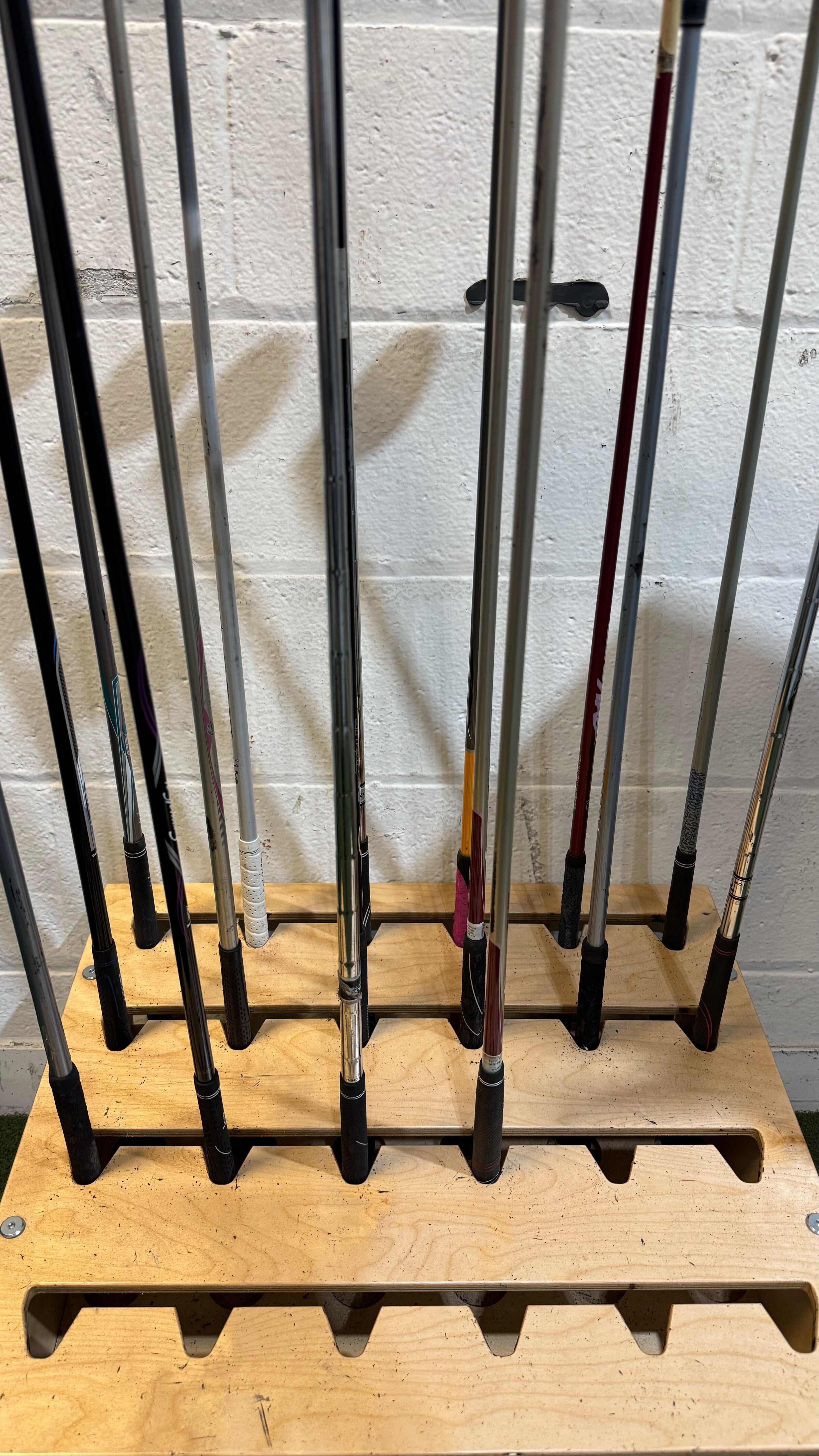 Wholesale Lot of 40 Golf Clubs - Assorted Hybrids-Next Round