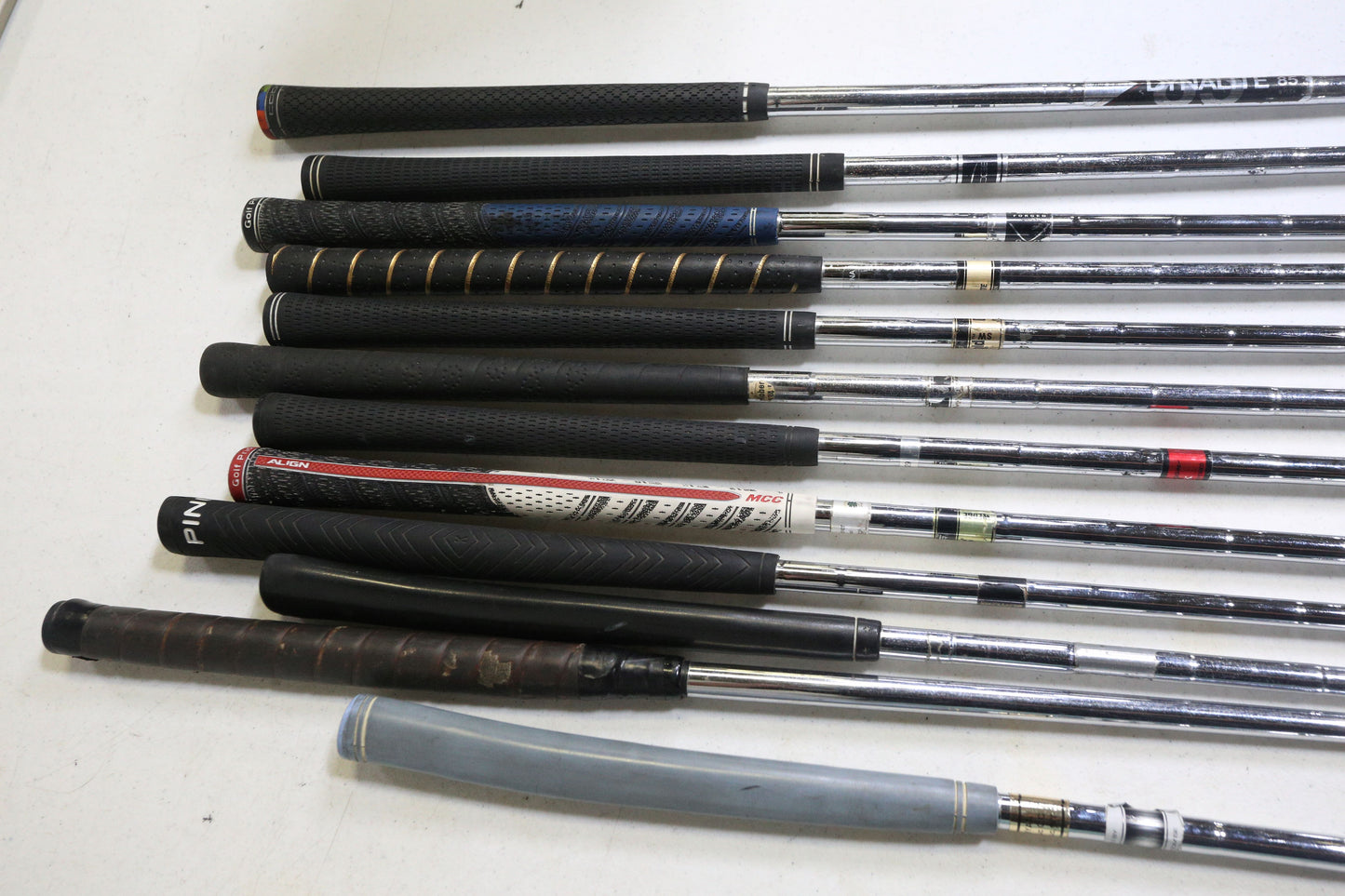 Wholesale Lot of 25 Golf Clubs - Assorted Brands - Men's Flex - Right-Handed-Next Round