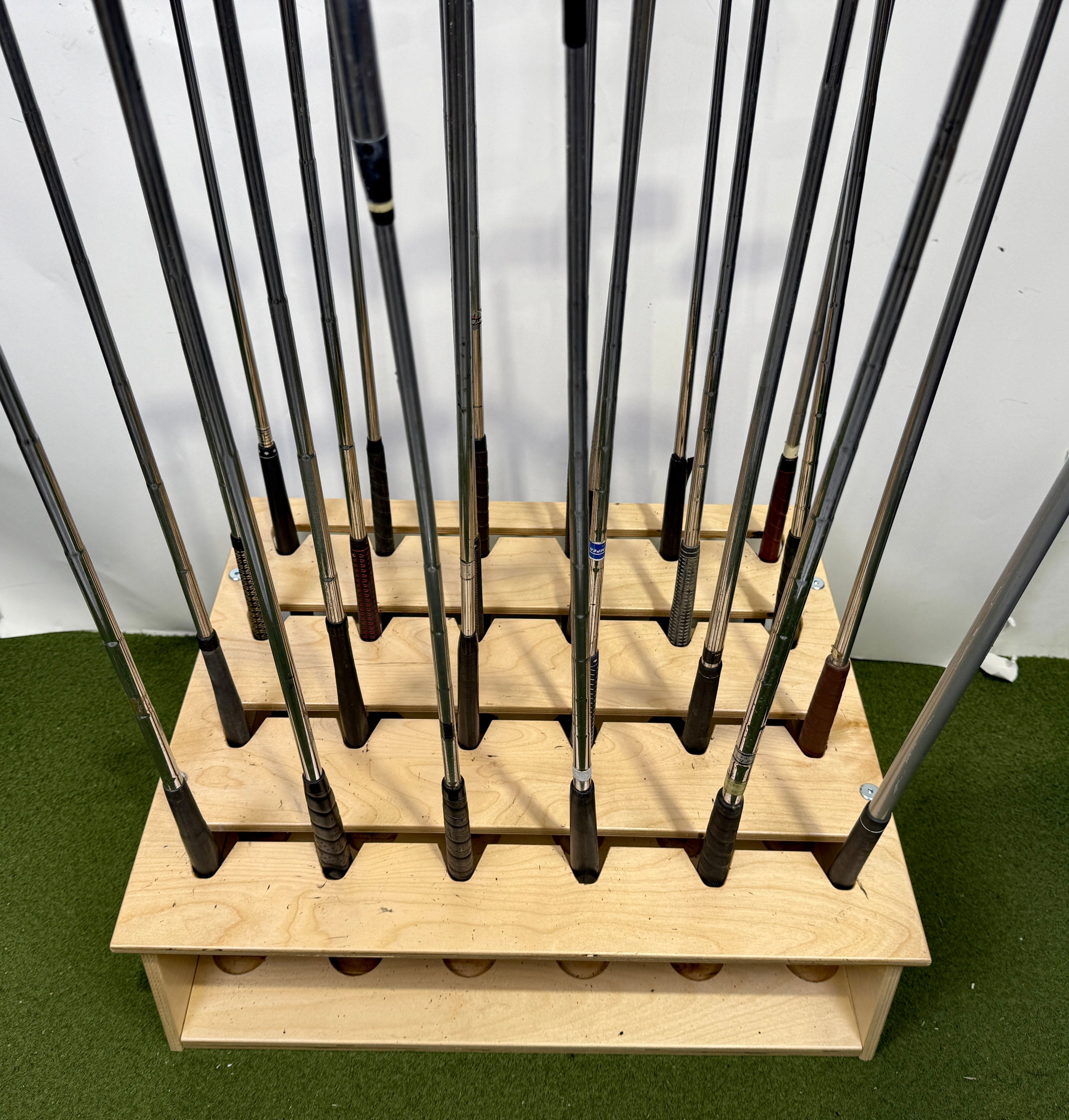 Wholesale Lot of 50 Golf Clubs - Putters Assorted Brands-Next Round