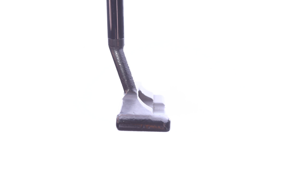 Used Titleist Scotty Cameron 2016 Select Newport 2.5 Putter - Right-Handed - Standard - Blade