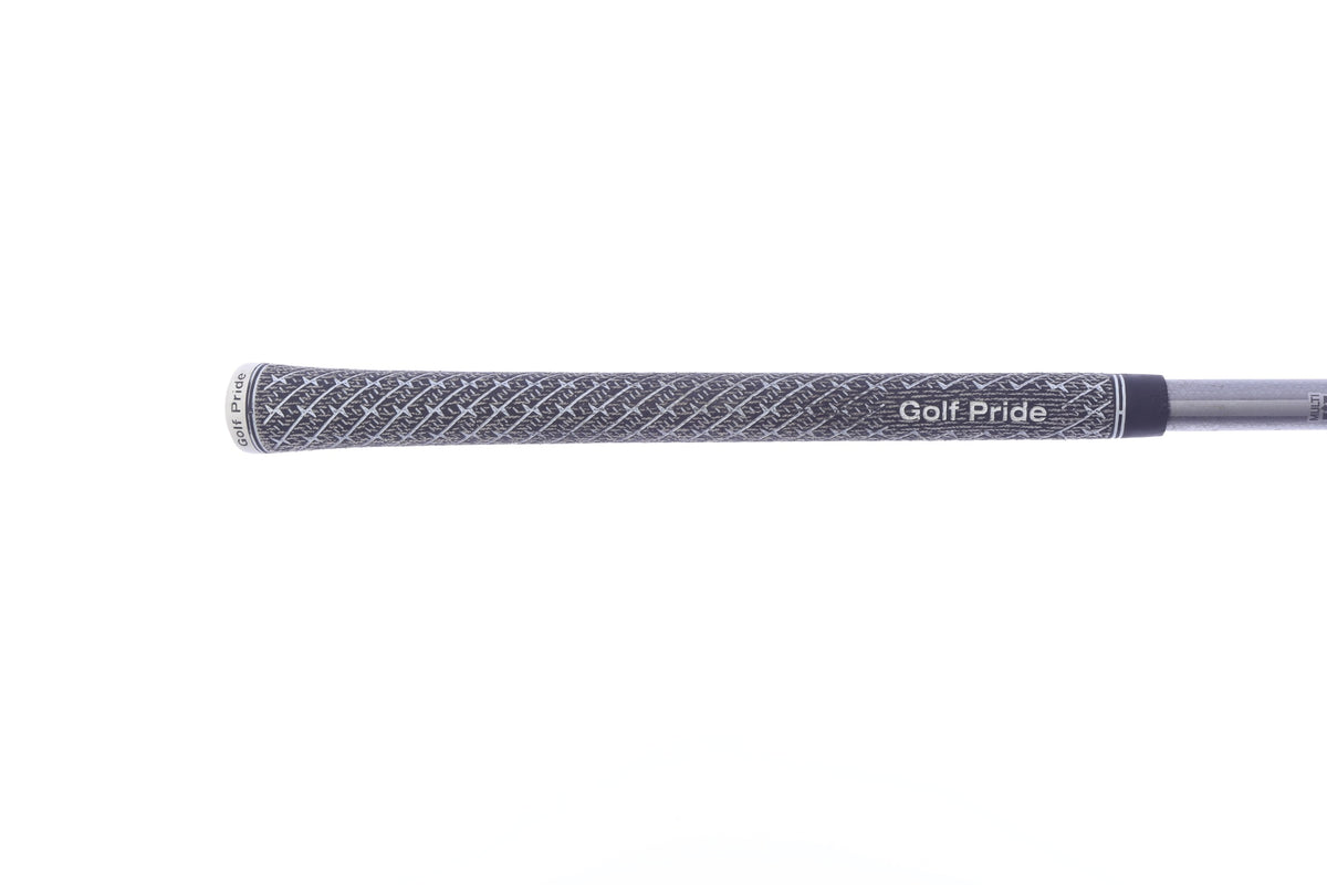 Used Titleist 816 H2 5H Hybrid - Right-Handed - 23 Degrees - Stiff Flex