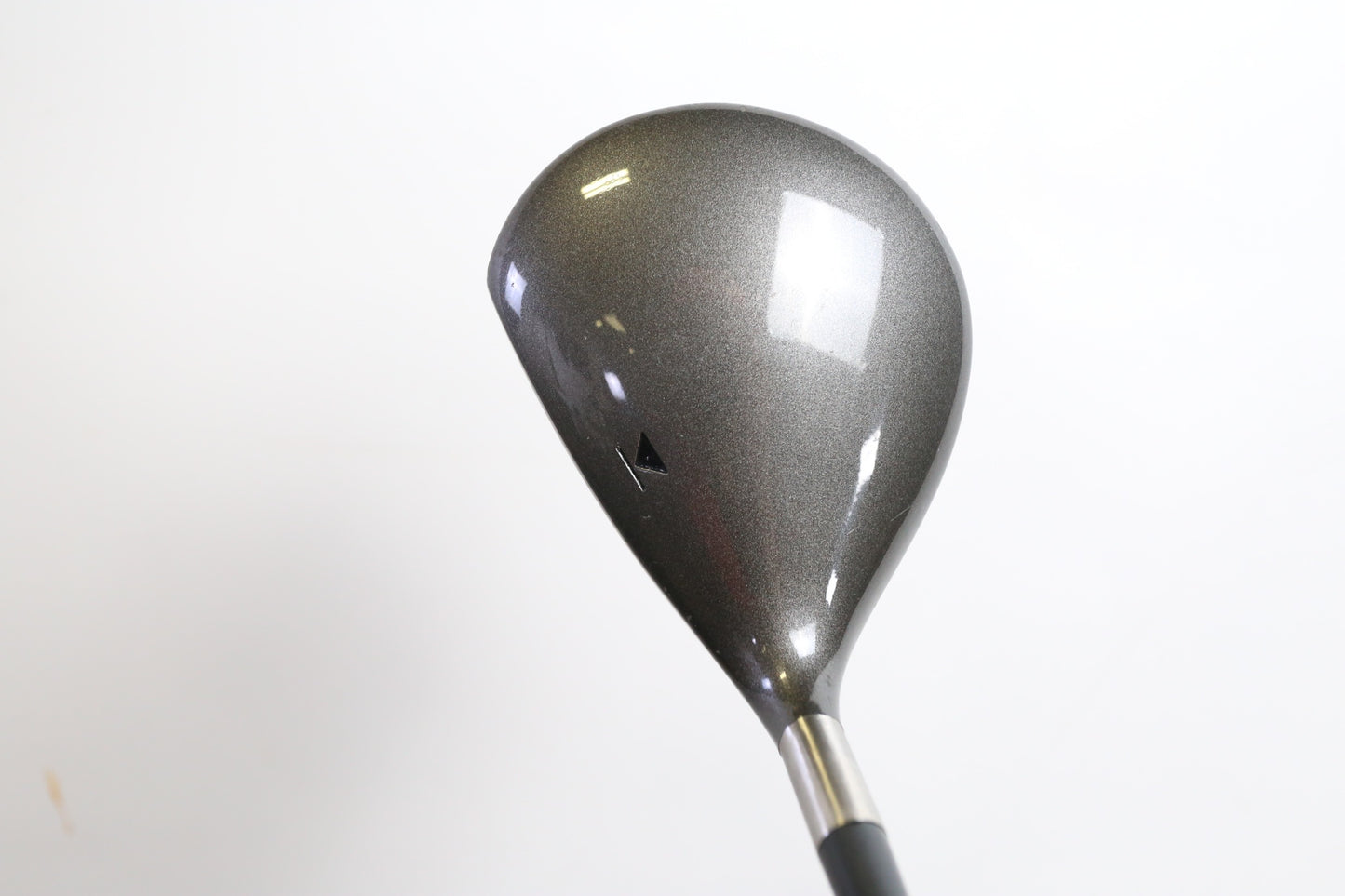 Used Titleist 975D Driver - Right-Handed - 8.5 Degrees - Stiff Flex