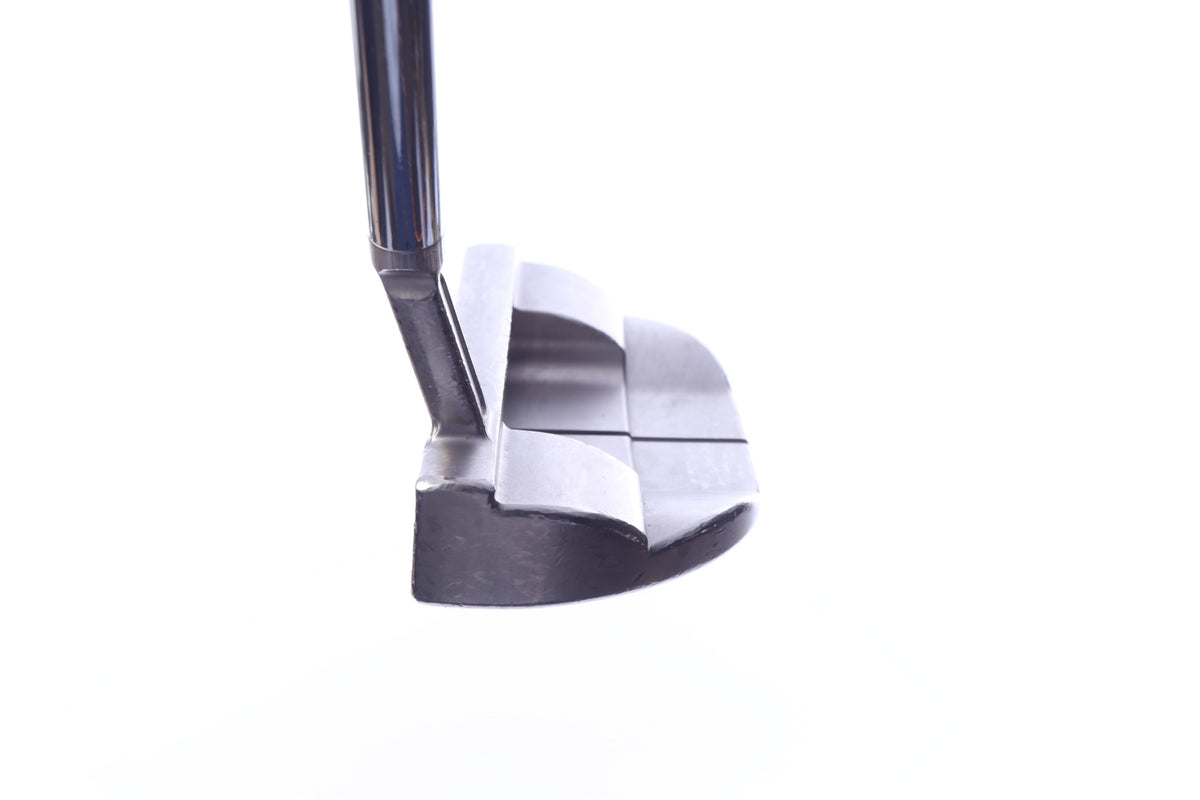 Used Titleist Scotty Cameron Super Select Fastback 1.5 Putter - Right-Handed - 32 in - Mid-mallet