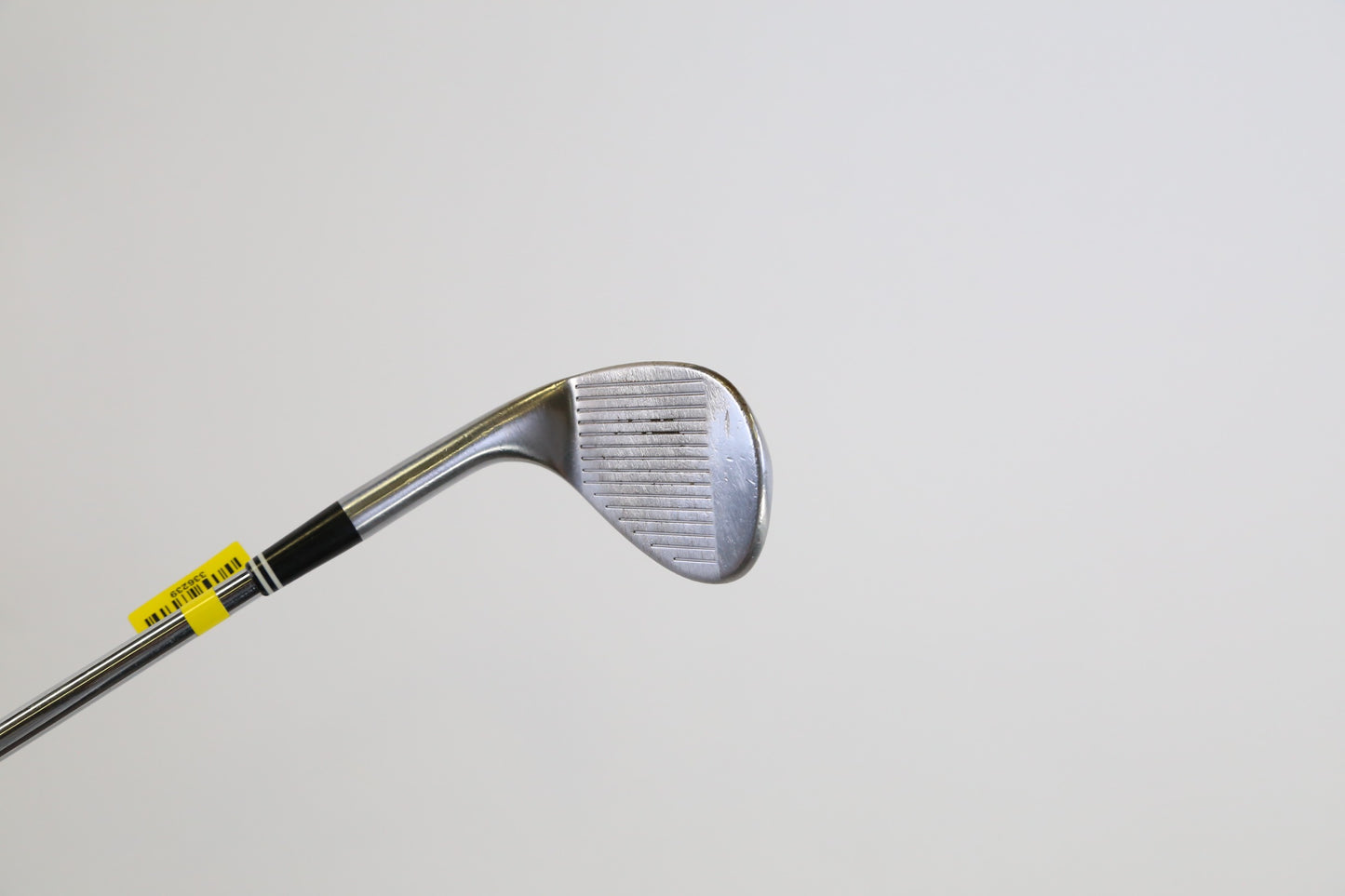 Used Cleveland RTX-4 Mid Grind Black Satin Lob Wedge - Right-Handed - 60 Degrees - Stiff Flex