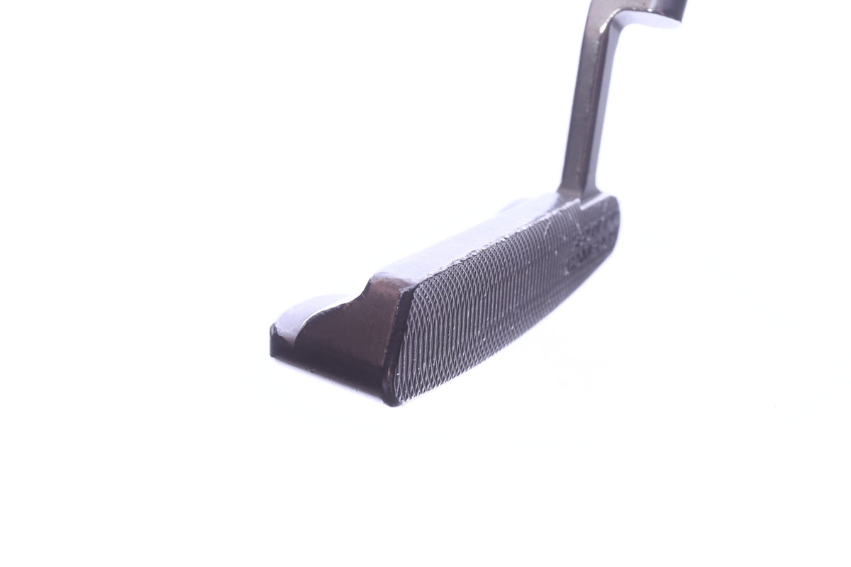Used Titleist Scotty Cameron Select Newport Putter - Right-Handed - 34 in - Blade