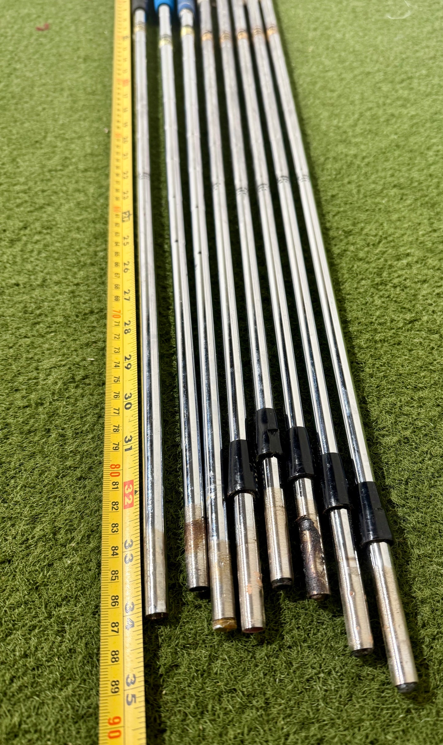 Wholesale Lot of 8 Golf Shafts - True Temper - Dynamic Gold R300-Next Round
